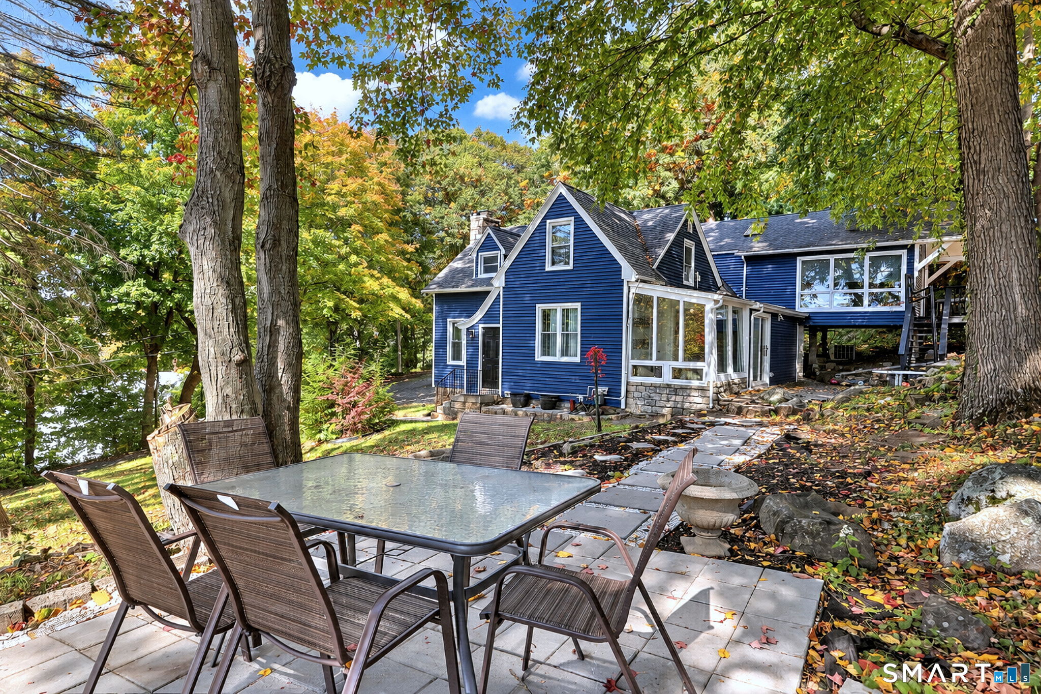 595 Prospect Road photo 32