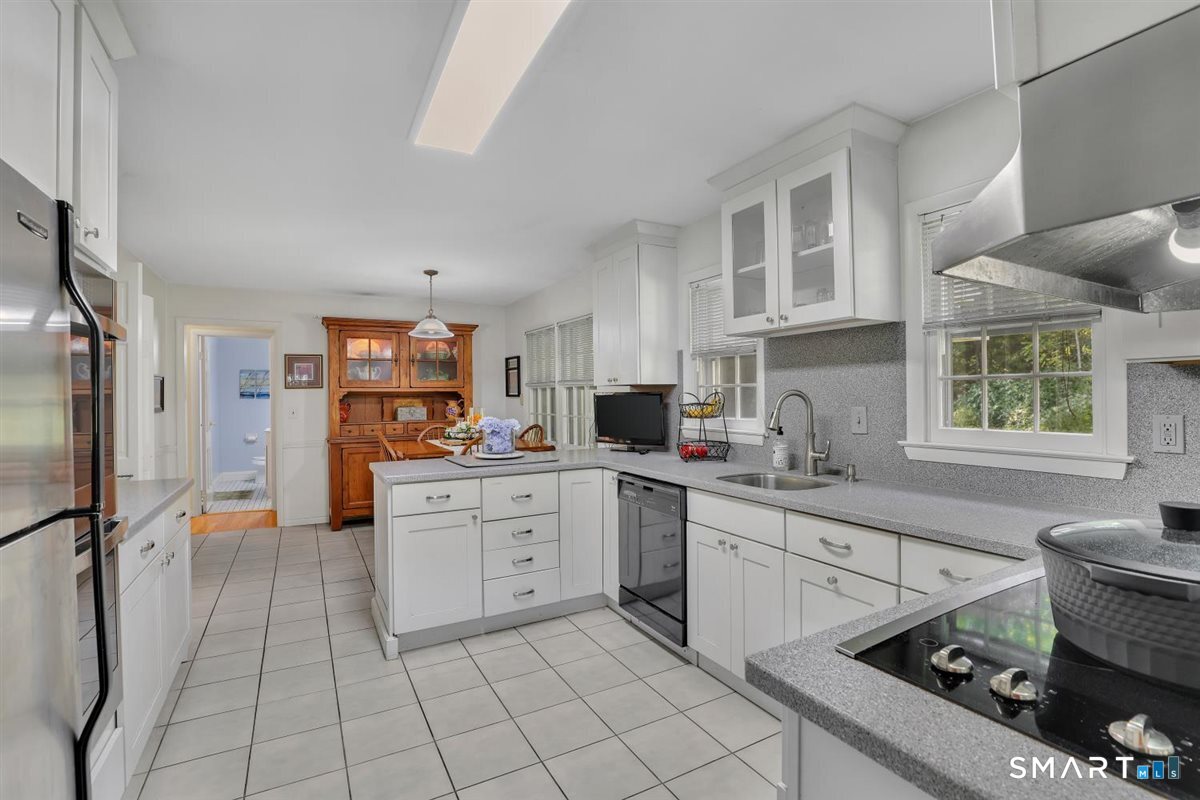 115 Southwind Road photo 10
