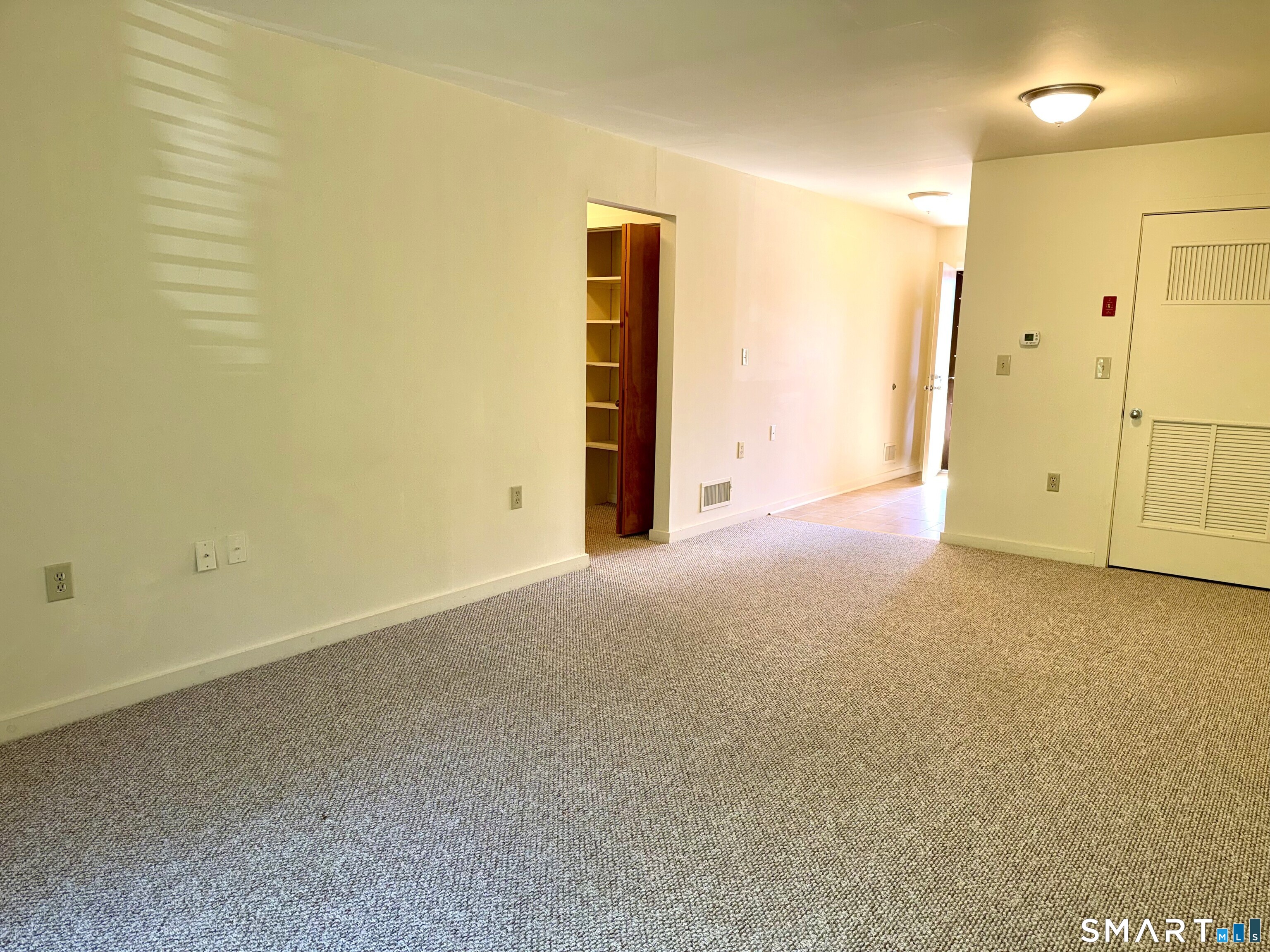 Foto 8 de Condominio en renta en 552 Asbury Ridge #552, Shelton, CT — $1,750/mes