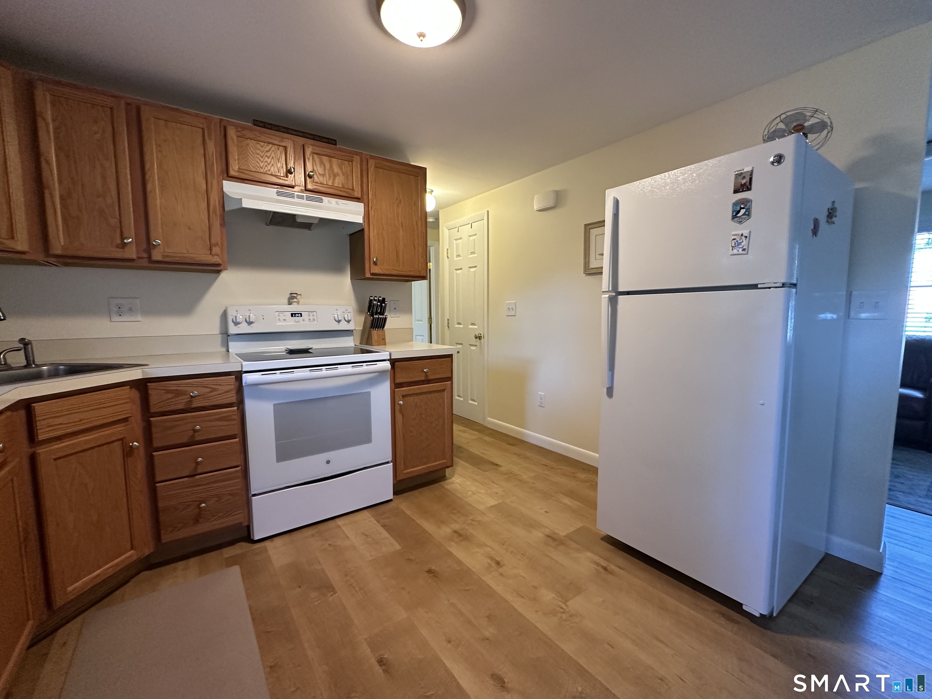39 Grove Road photo 17