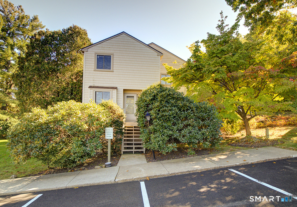 Property photo for 6 Meeting House Road, #A, Stratford, CT