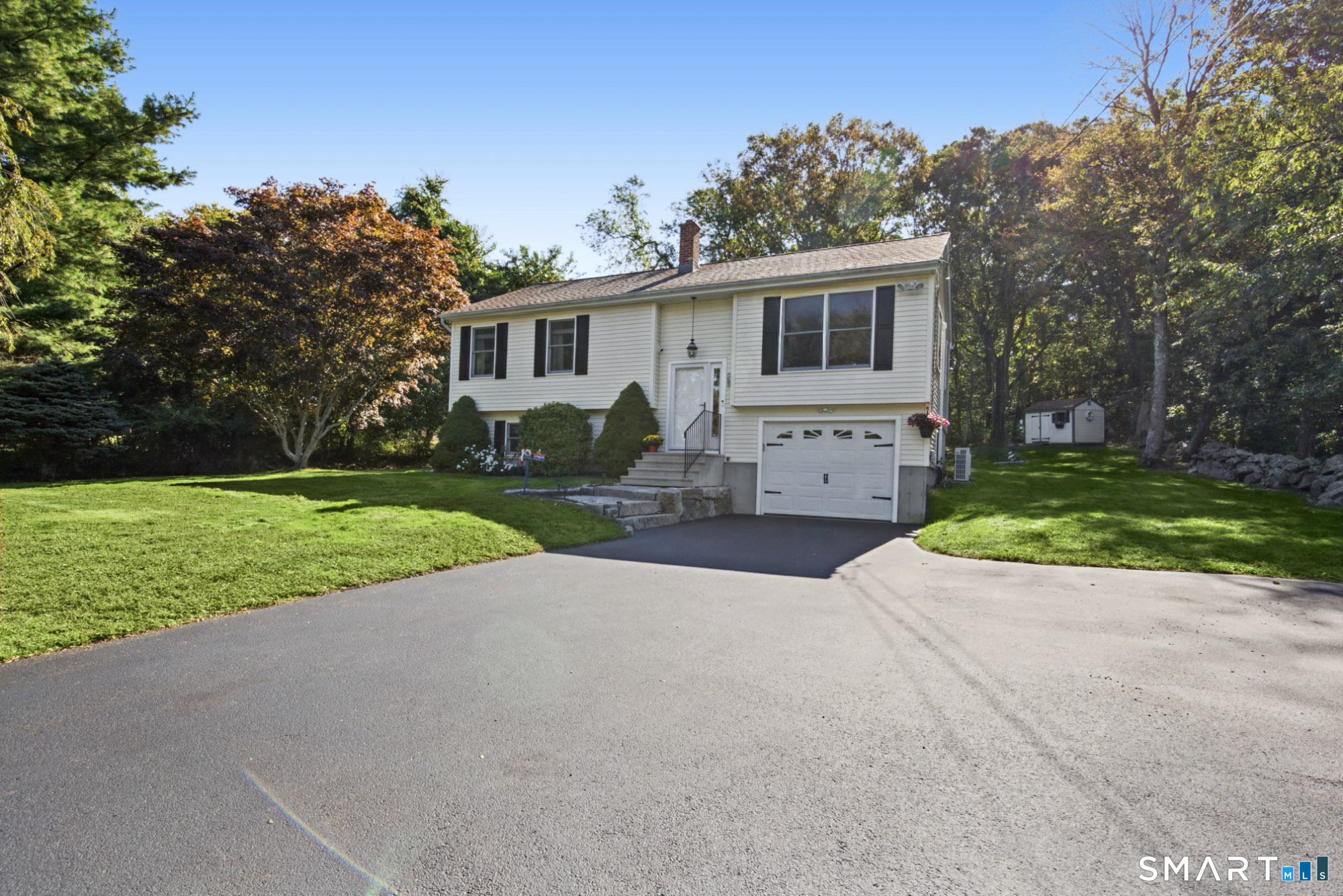 75 Mary Hall Road, Pawcatuck, Stonington, CT 06379