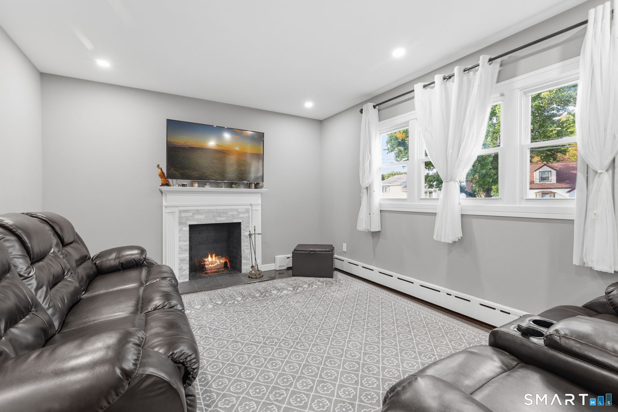 285 Dexter Drive photo 10