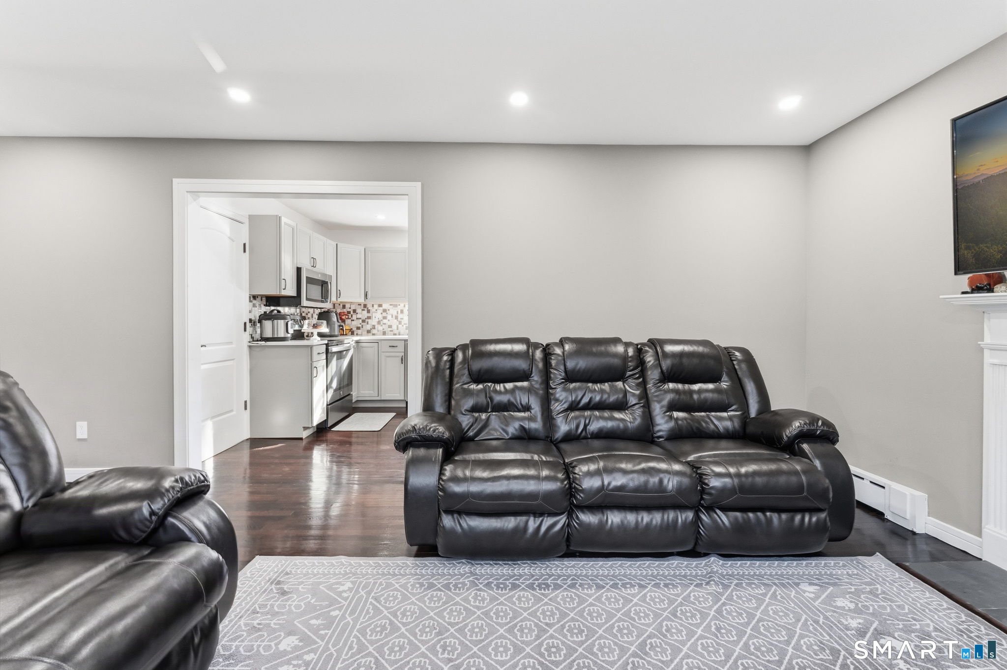 285 Dexter Drive photo 11