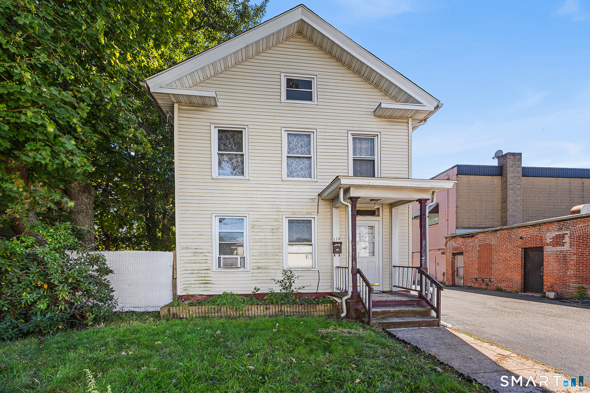 Single family home for sale at 114 Court St, West Haven, CT 06516 | MLS# 24212931