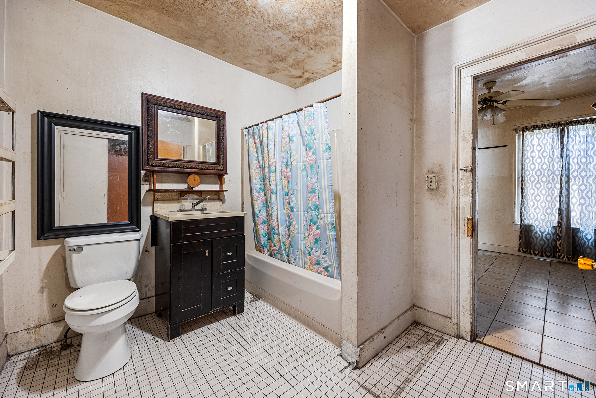 114 Court Street photo 11