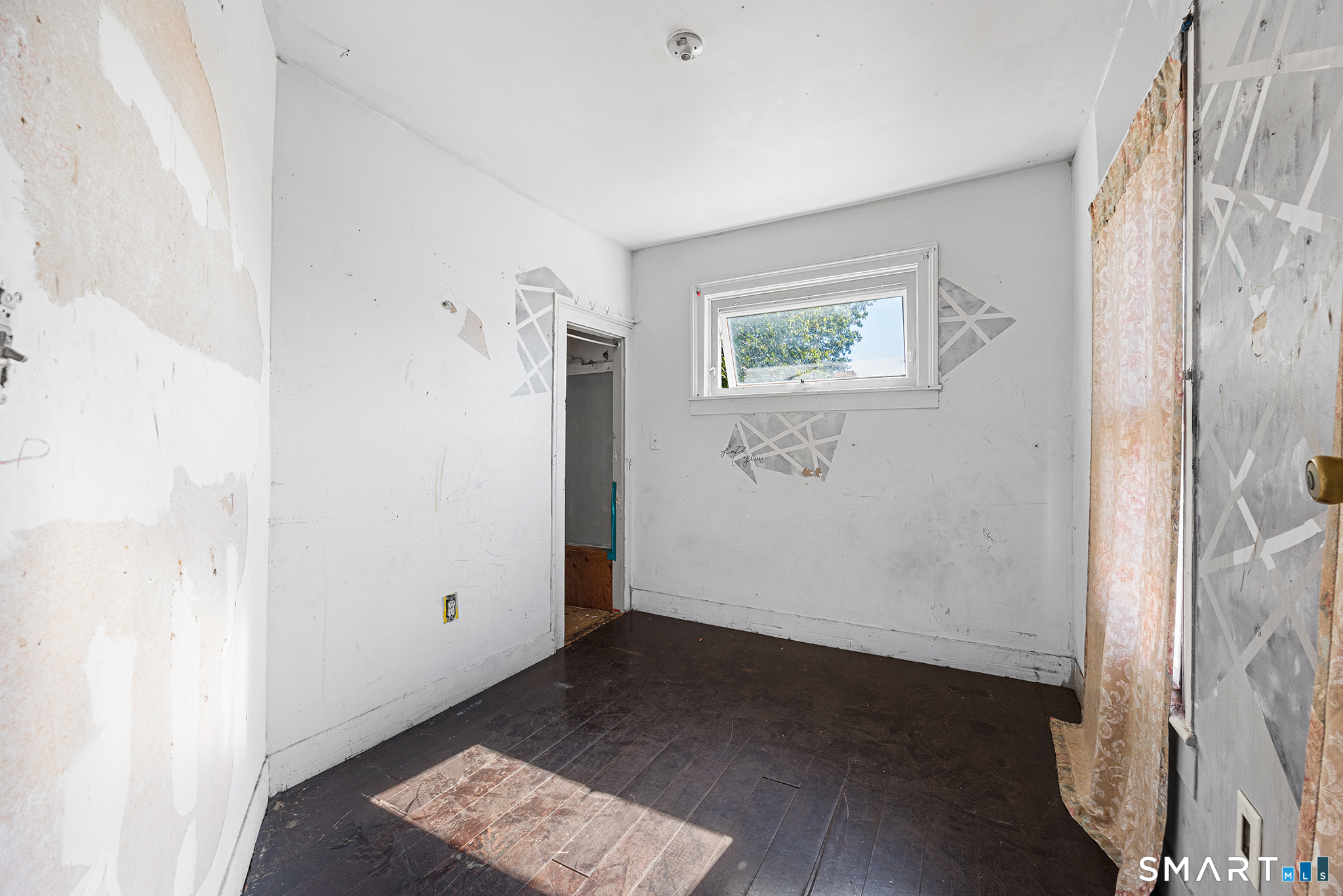 114 Court Street photo 19