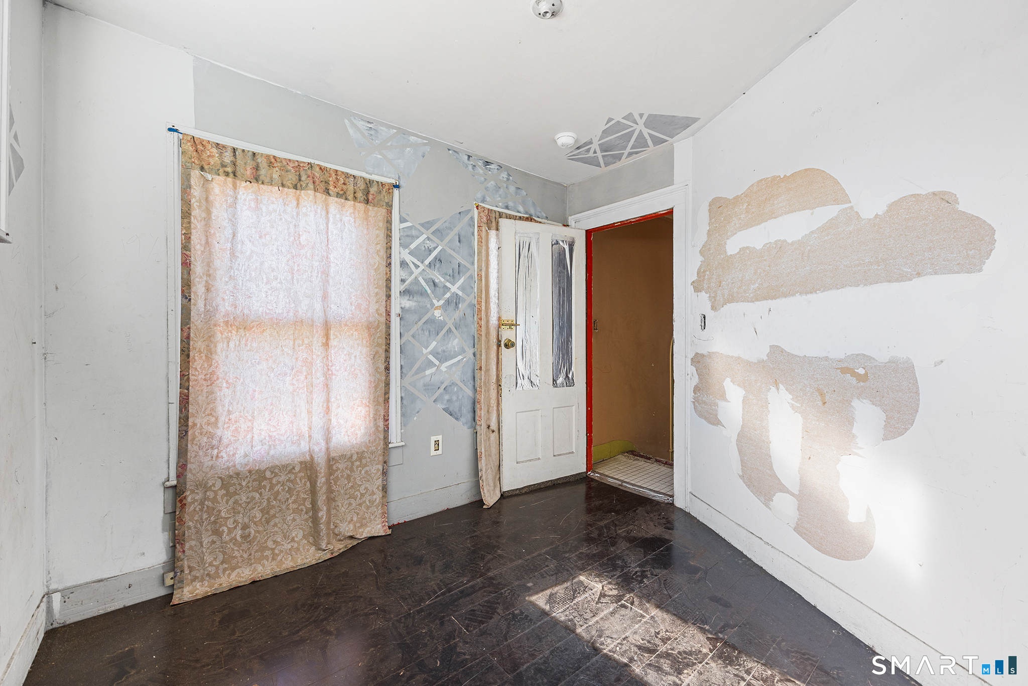 114 Court Street photo 20