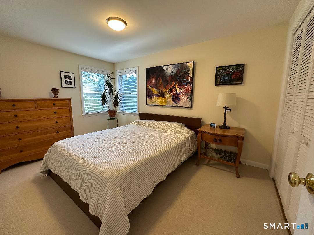 39 Grove Road photo 32