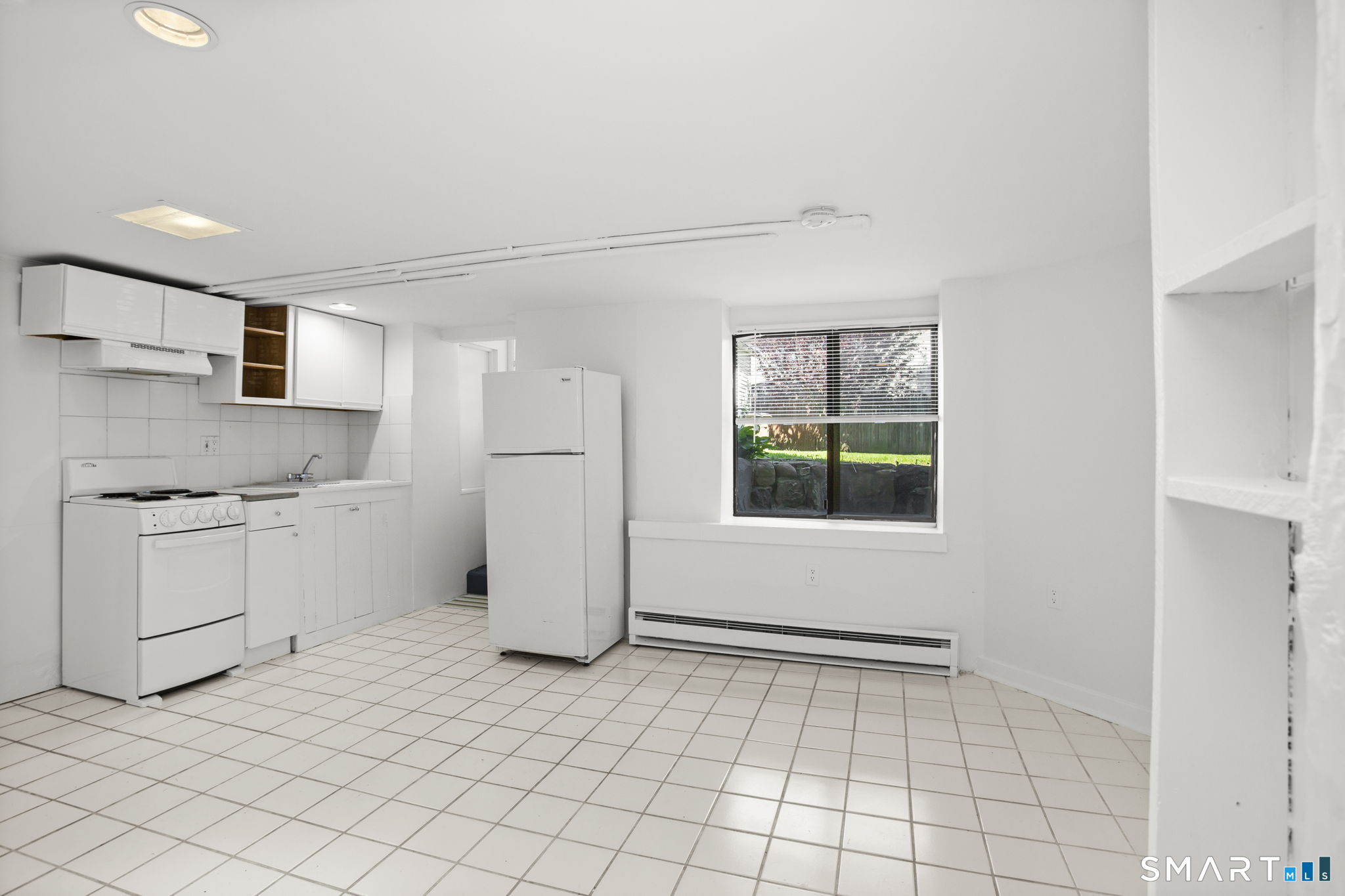 18 Claremont Street, Stamford, Connecticut photo 5