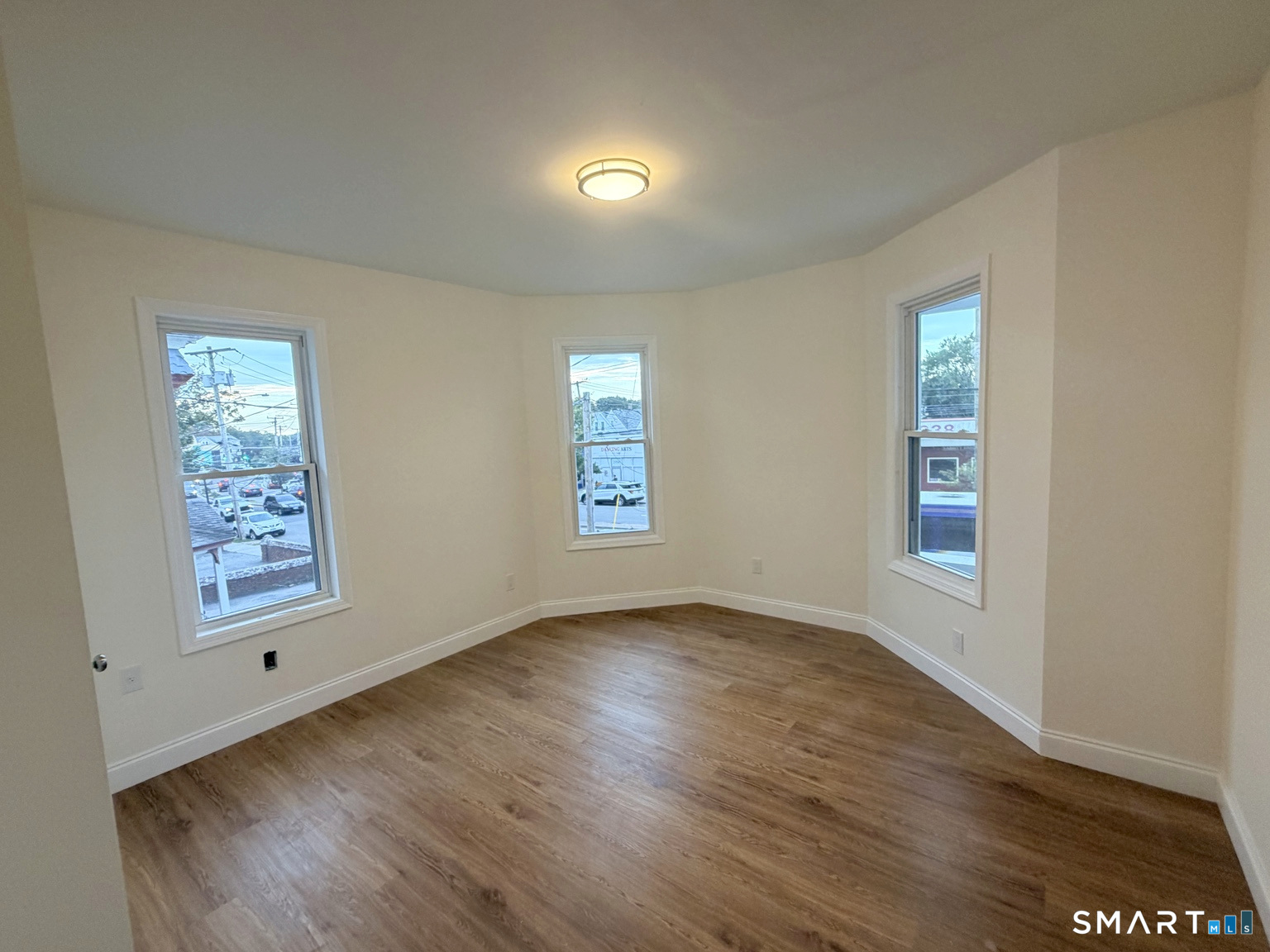 Foto 7 de Apartamento en renta en 2937 Fairfield Avenue #2, Bridgeport, CT — $2,800/mes