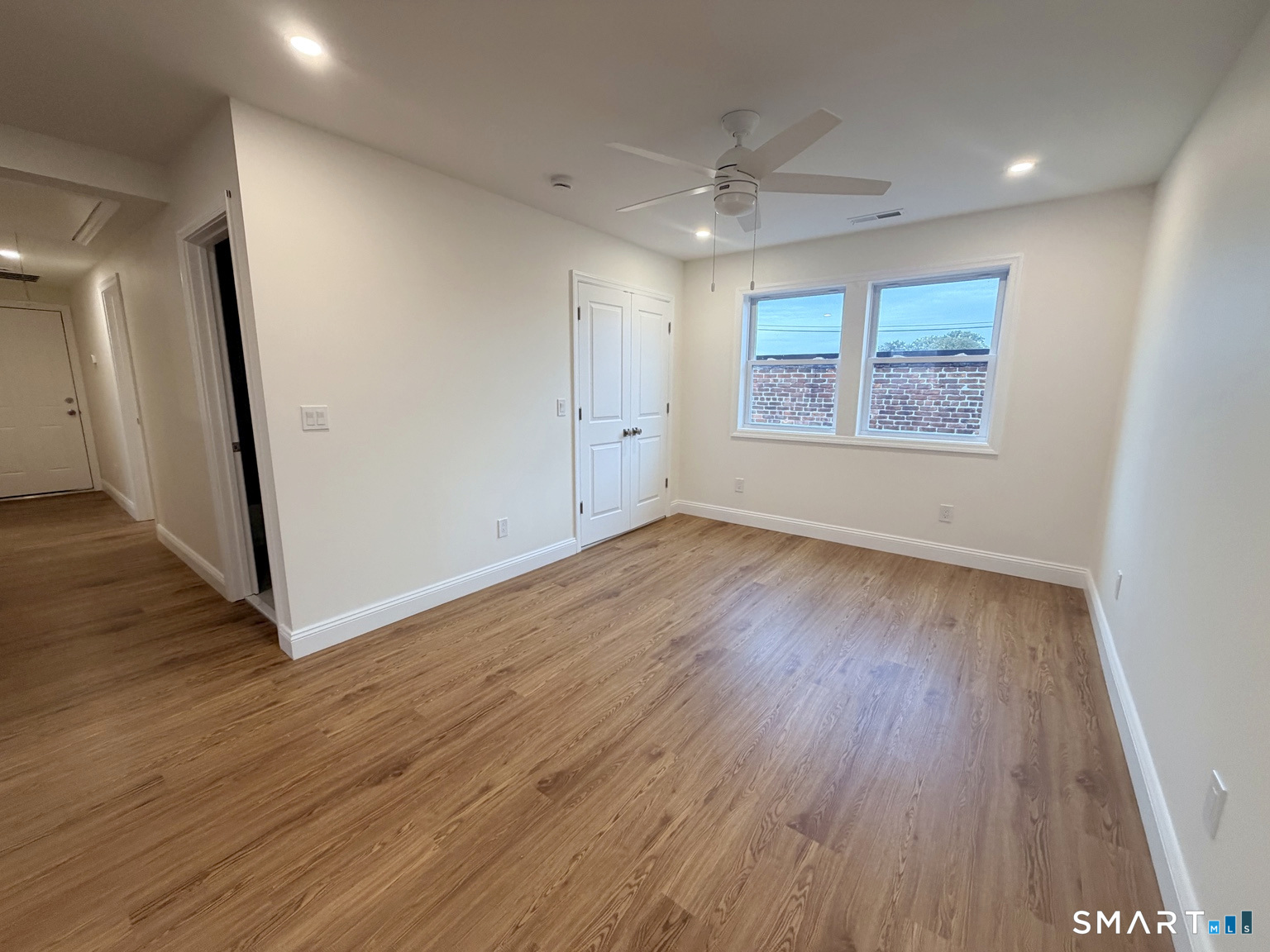 Foto 6 de Apartamento en renta en 2937 Fairfield Avenue #3, Bridgeport, CT — $2,400/mes