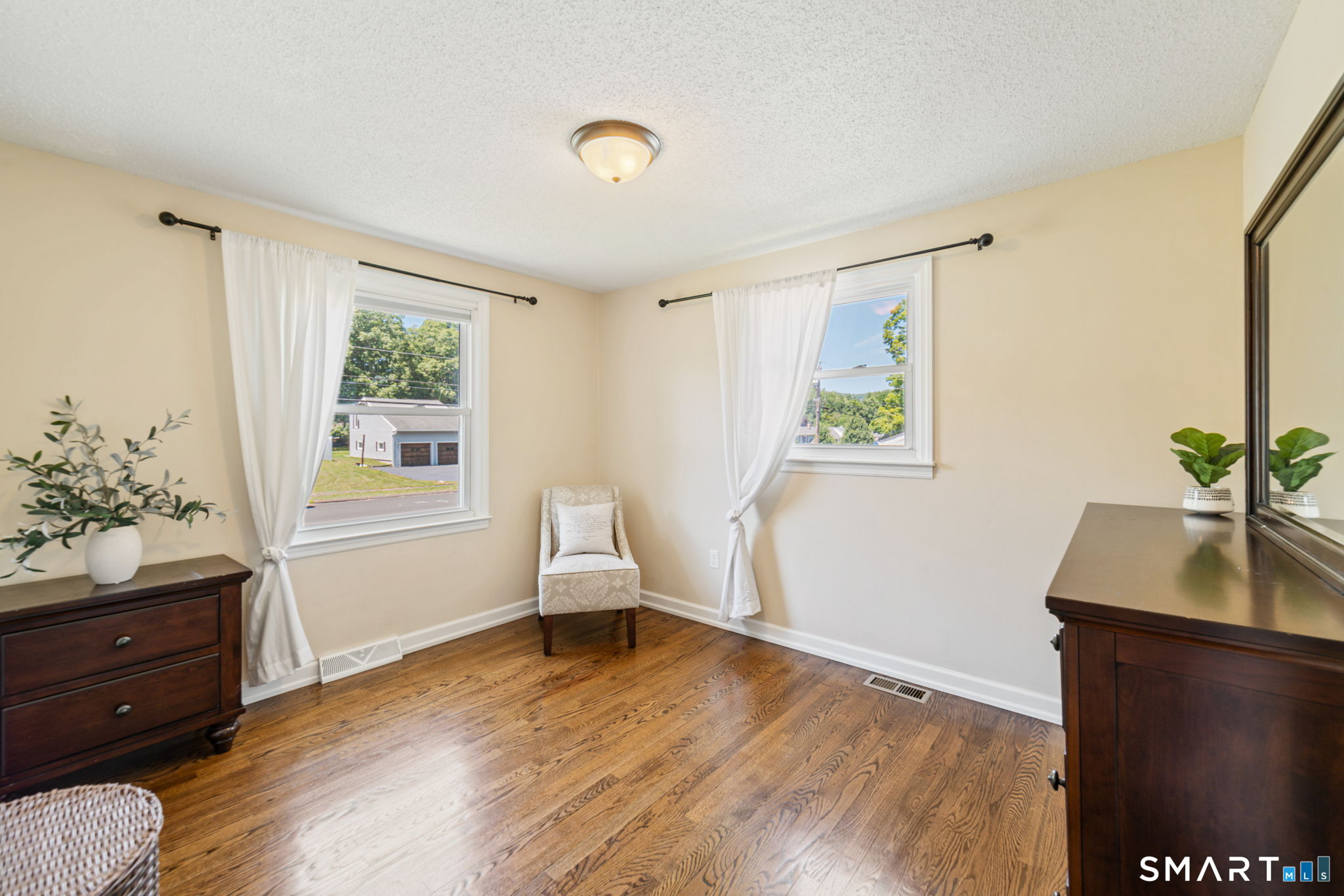 197 Manor Road photo 20
