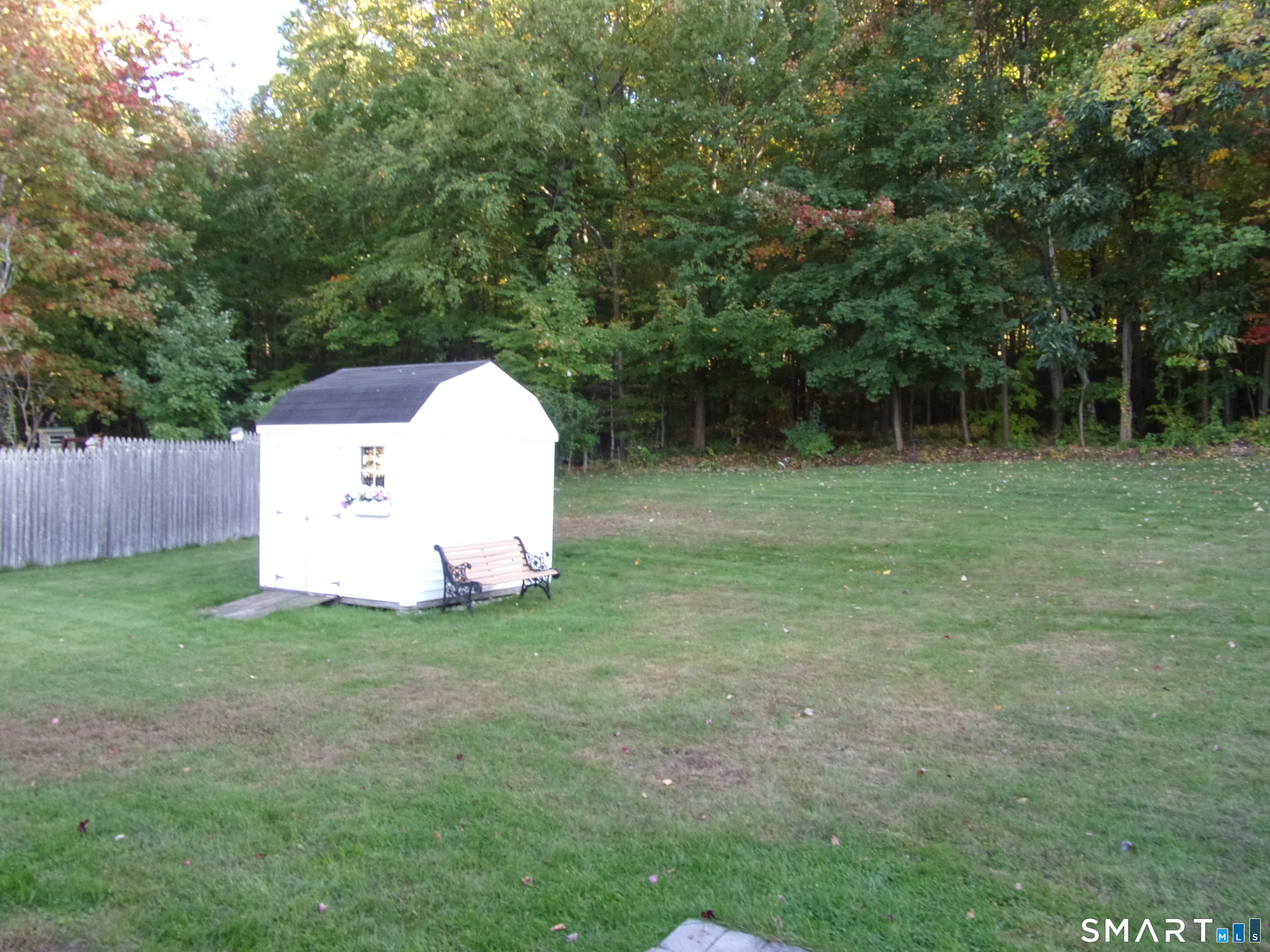 141 Sherbrook Street photo 33