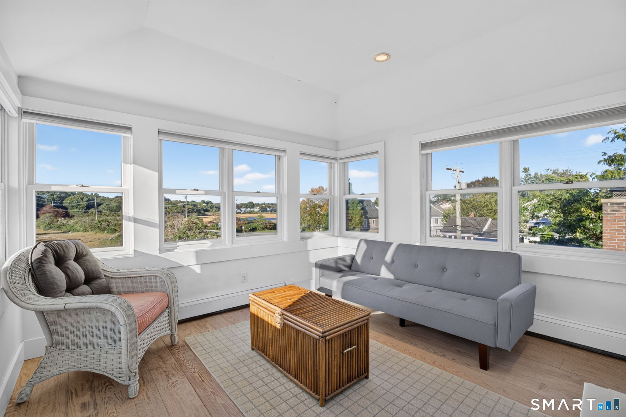 48 Sound Breeze Avenue photo 23