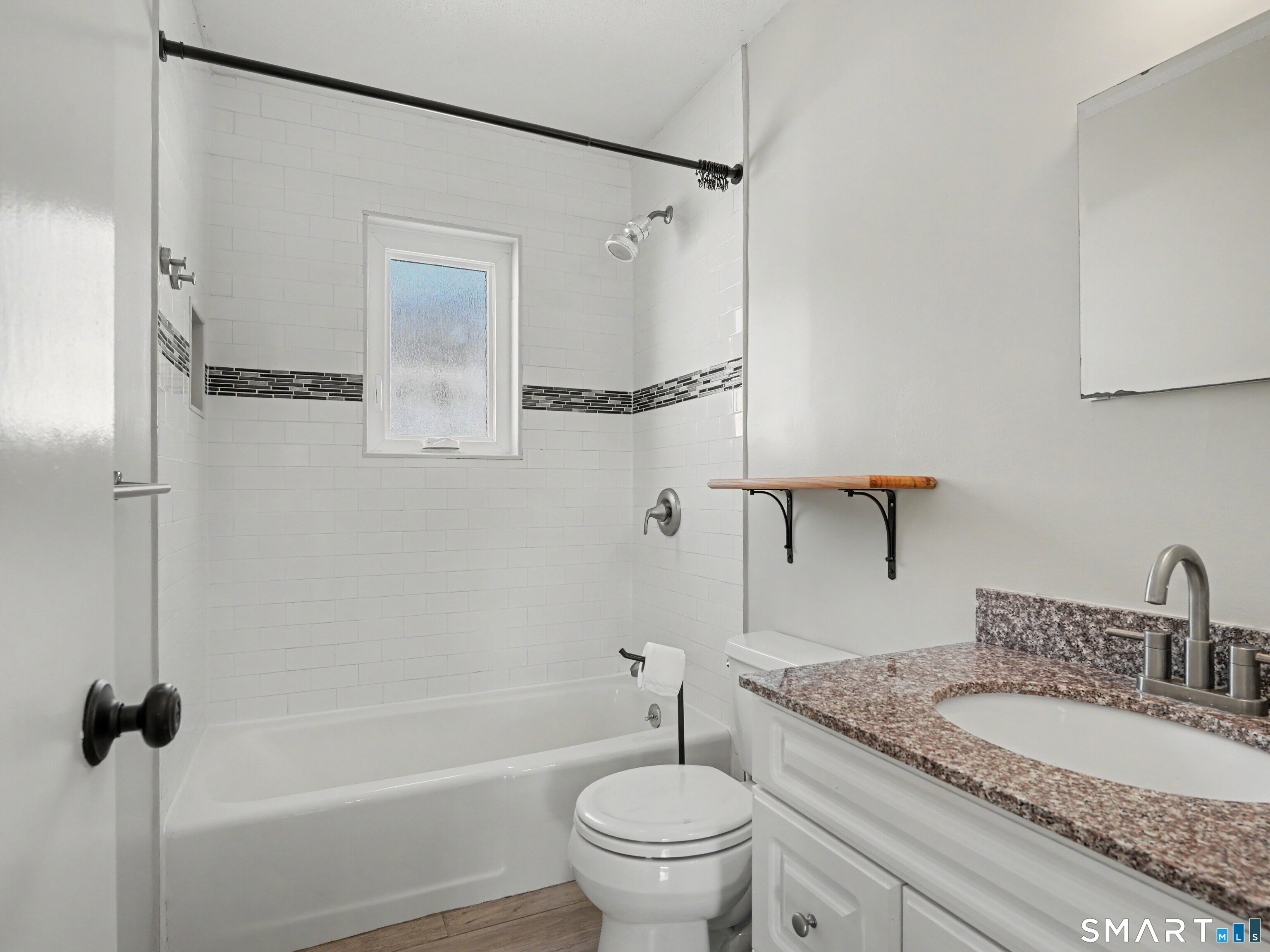 Foto 8 de Condominio en renta en 31 Betts Place #1, Norwalk, CT — $3,100/mes