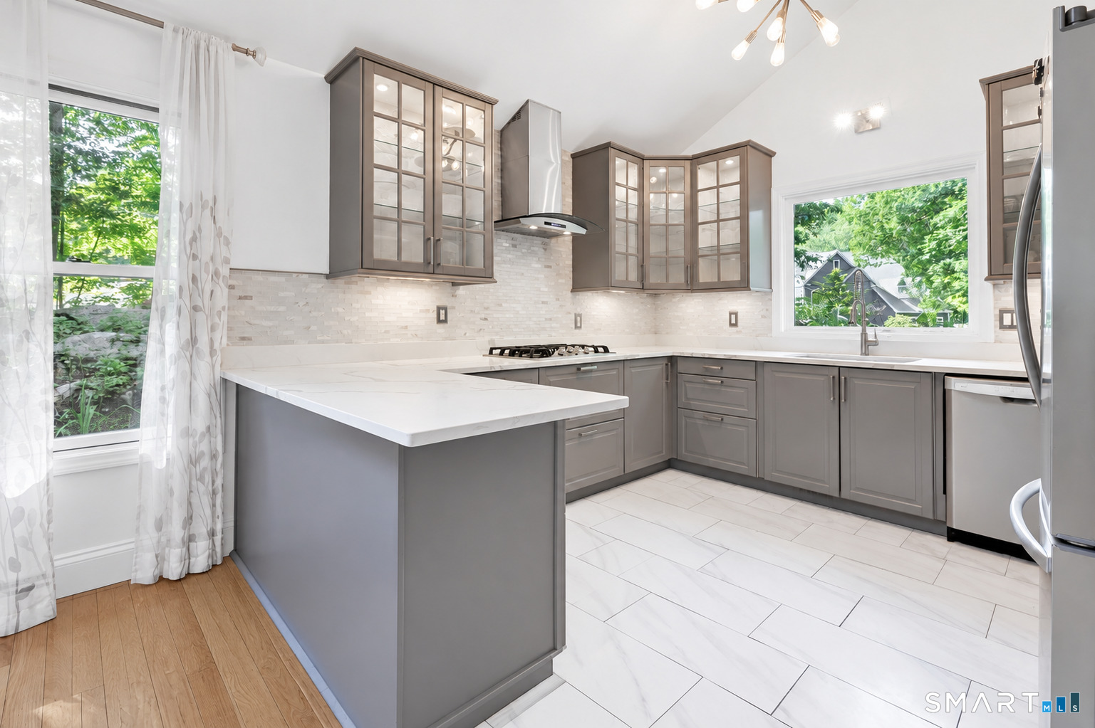 Foto 6 de Casa en venta en 110 Bart Road, Monroe, CT — $635,000