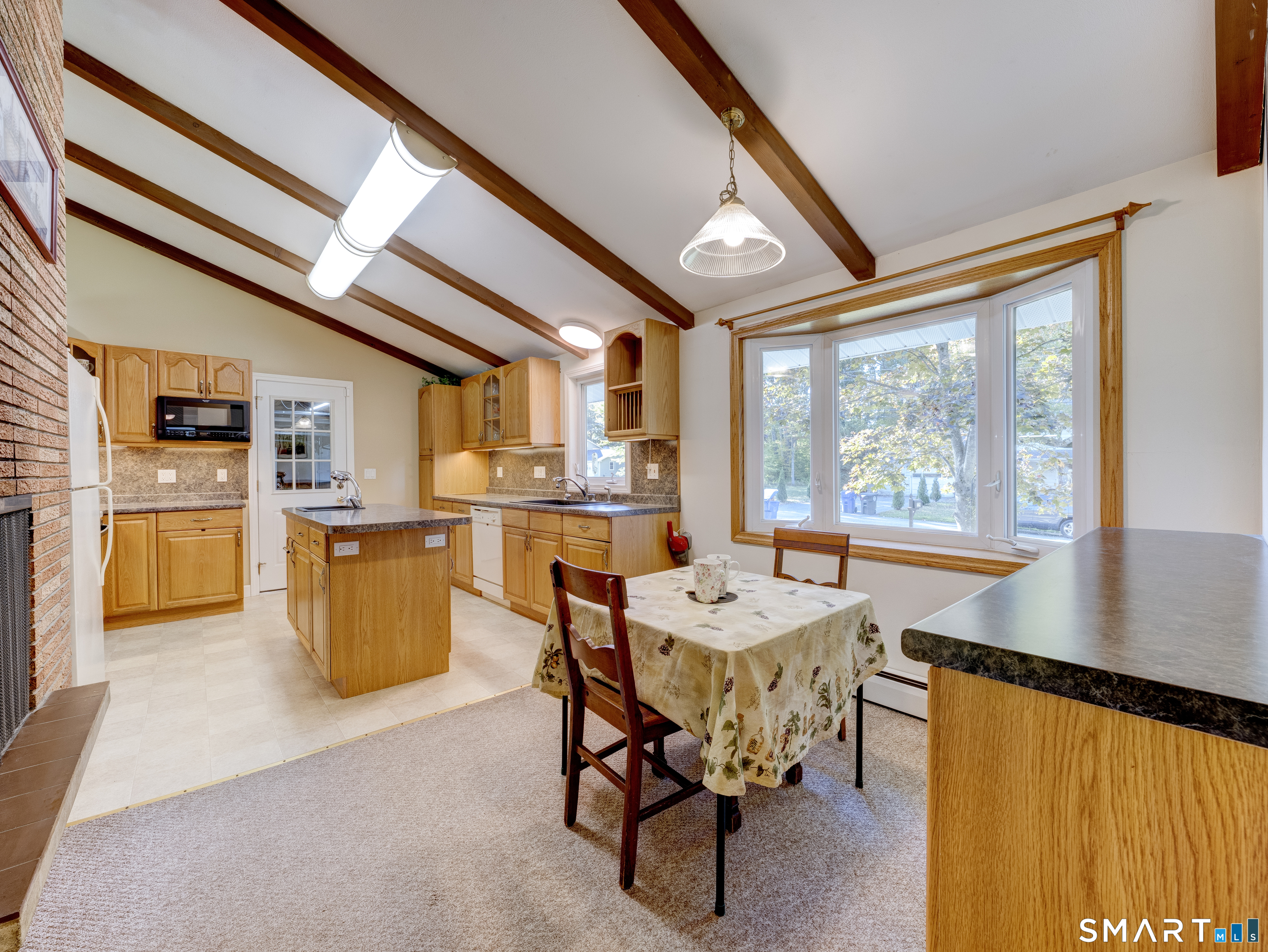 225 Dorothy Drive photo 13