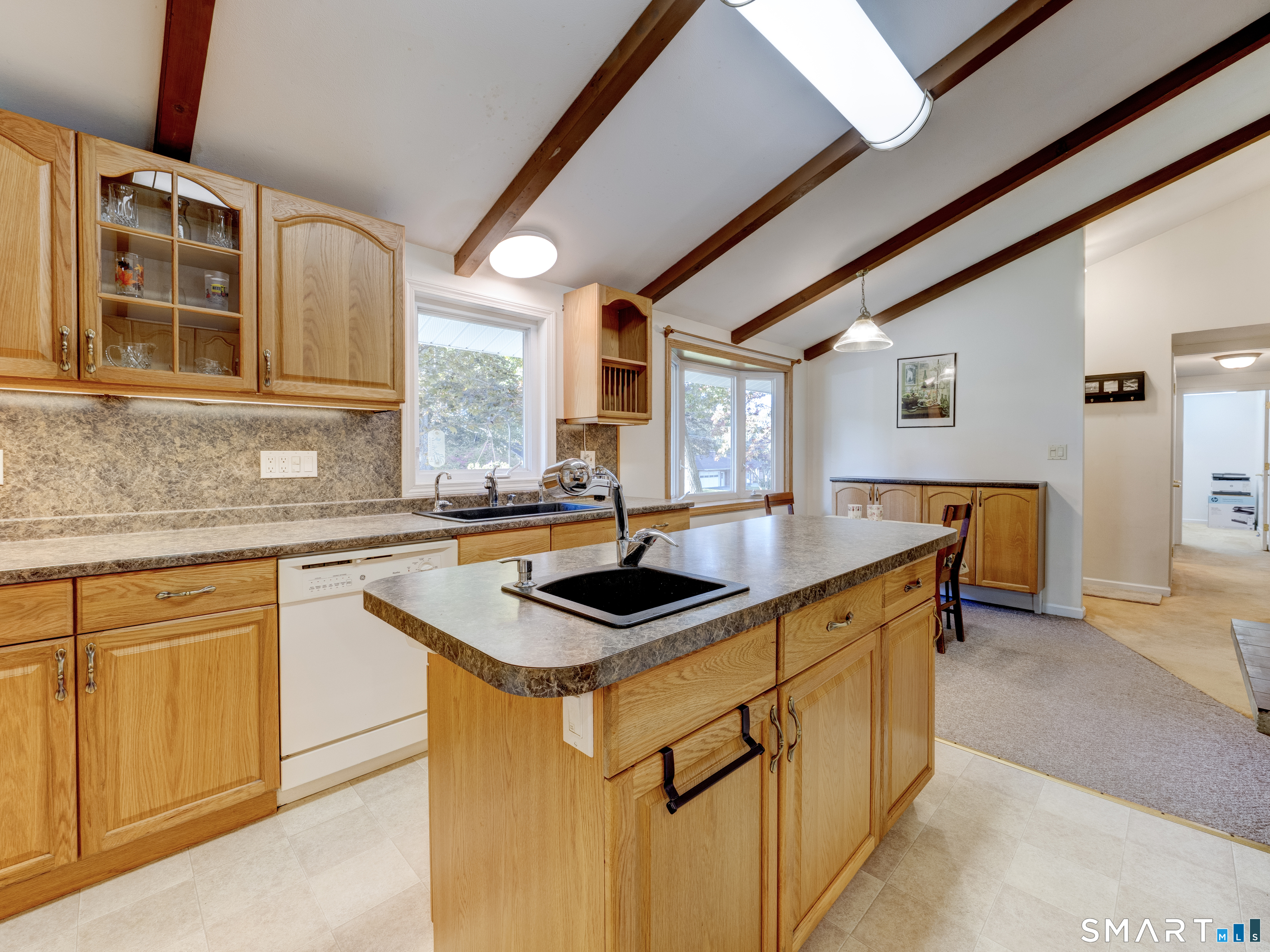 225 Dorothy Drive photo 12