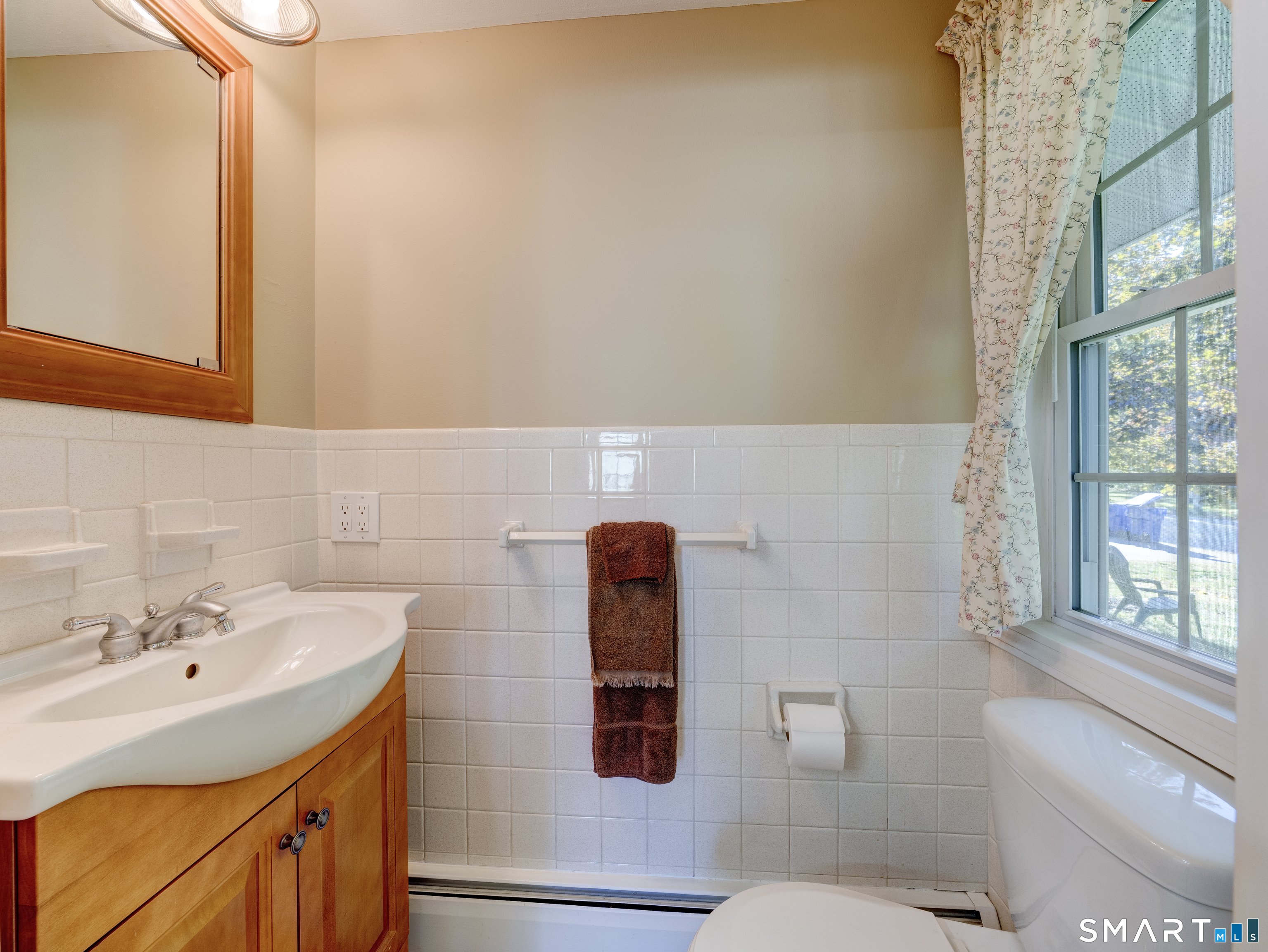 225 Dorothy Drive photo 20