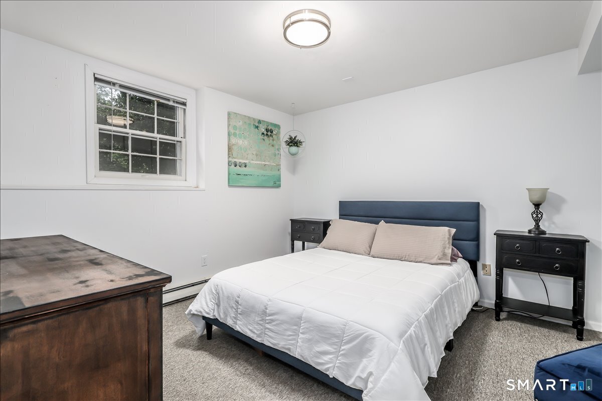 8 White Pine photo 22
