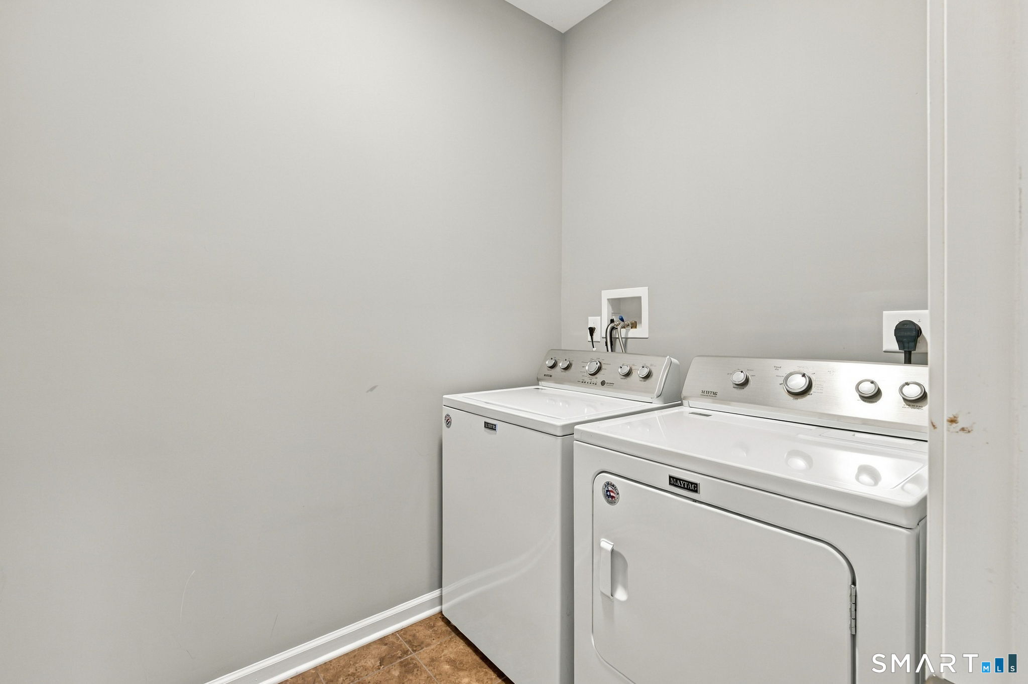 630 Ridgewood Road photo 12