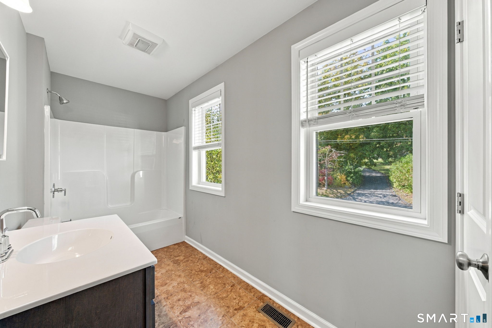 630 Ridgewood Road photo 23