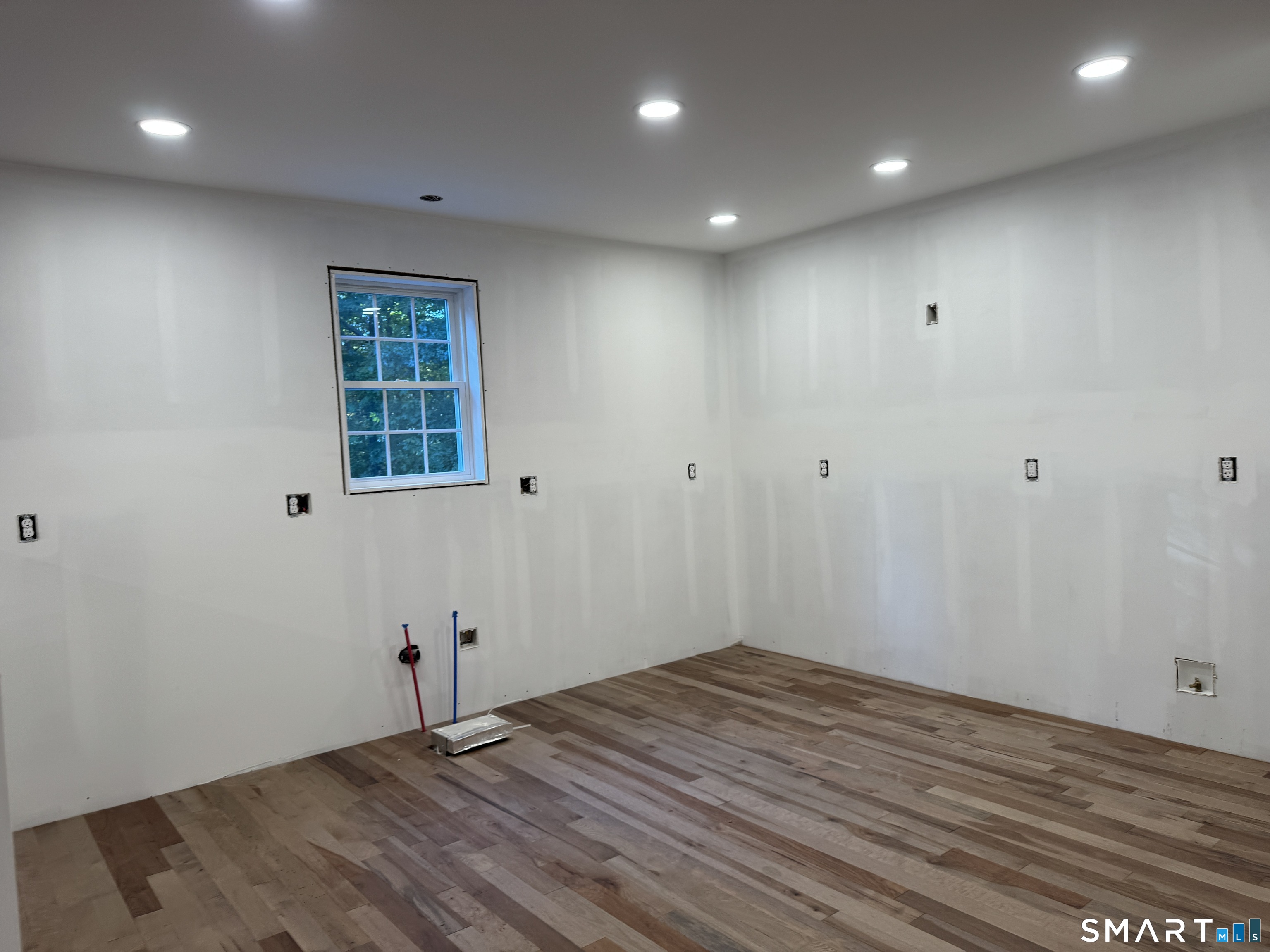 26 Hyde Farm Terrace photo 13