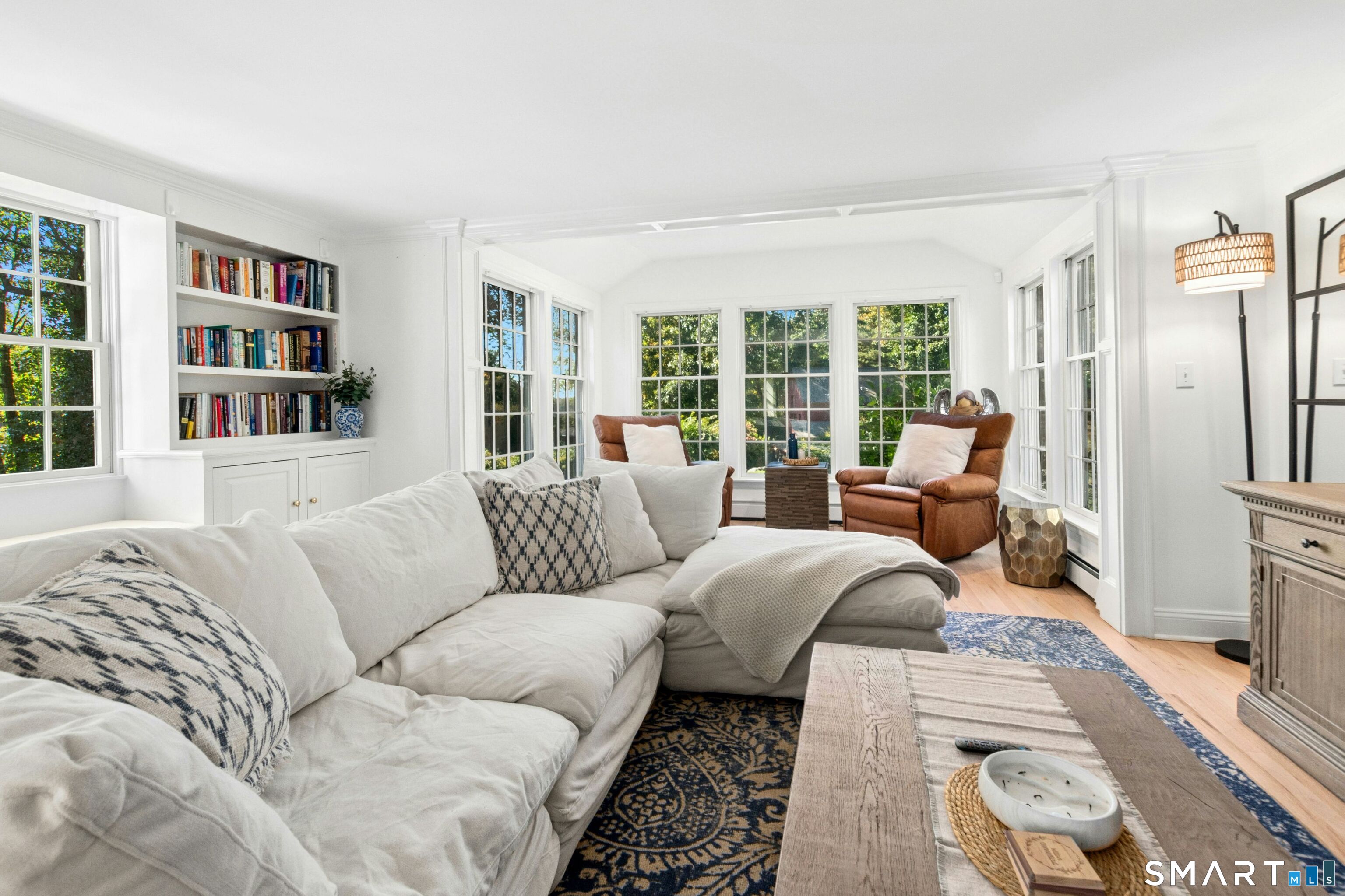 Foto 7 de Casa en venta en 160 Olmstead Hill Road, Wilton, CT — $1,899,000