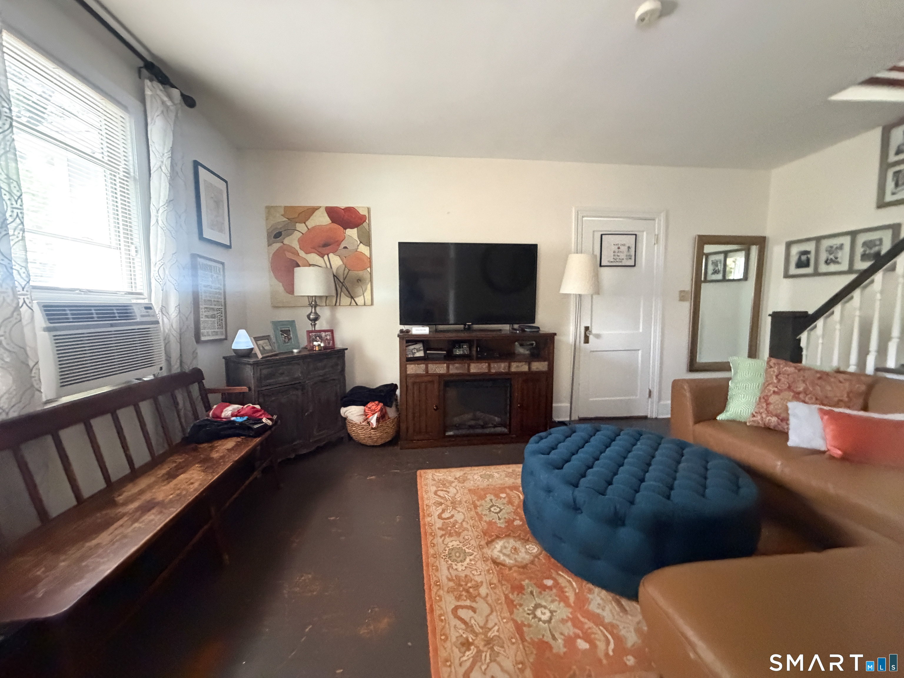 Foto 6 de 2 familias en venta en 7 Hayes Avenue, Norwalk, CT — $685,000