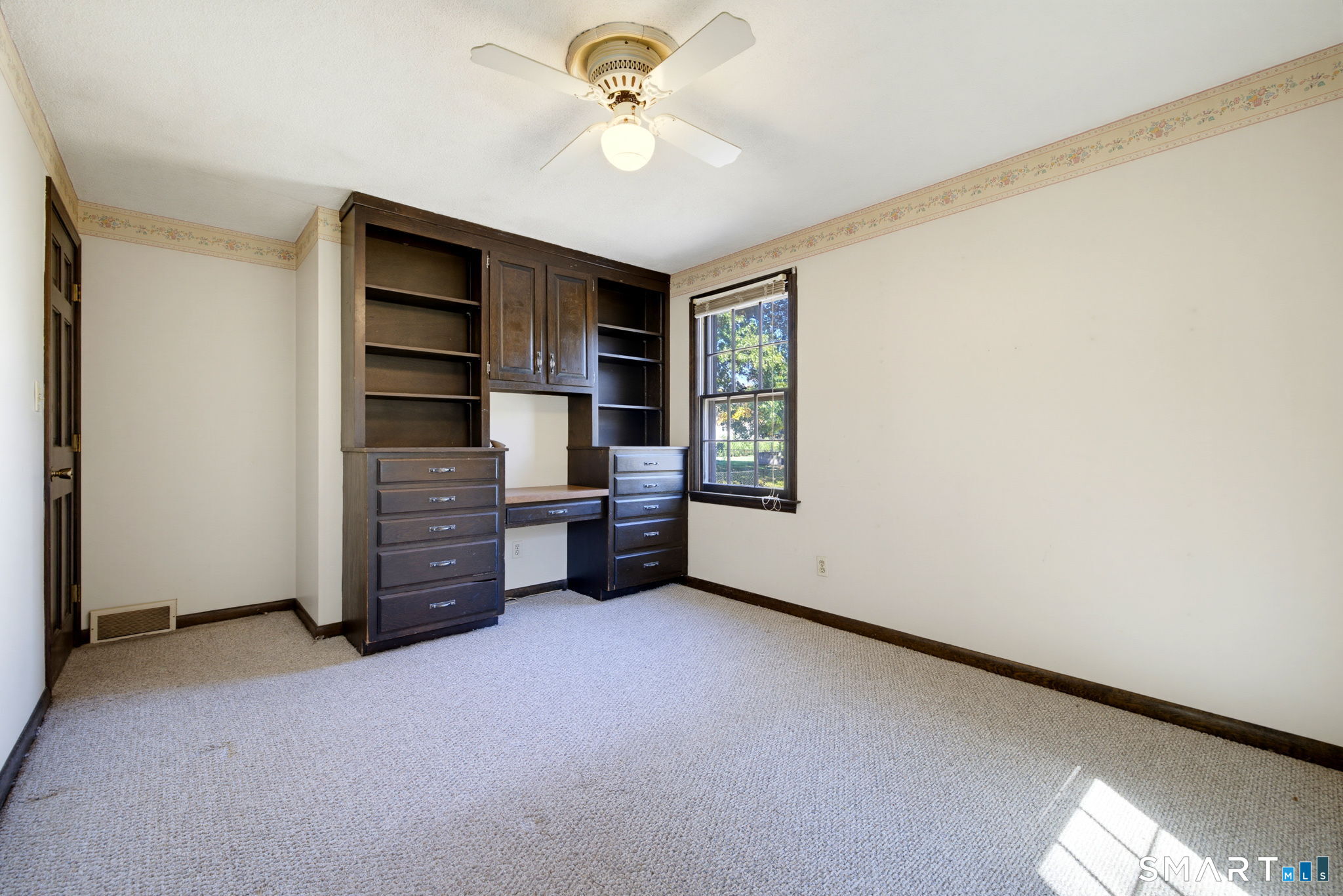 40 Butternut Lane photo 22