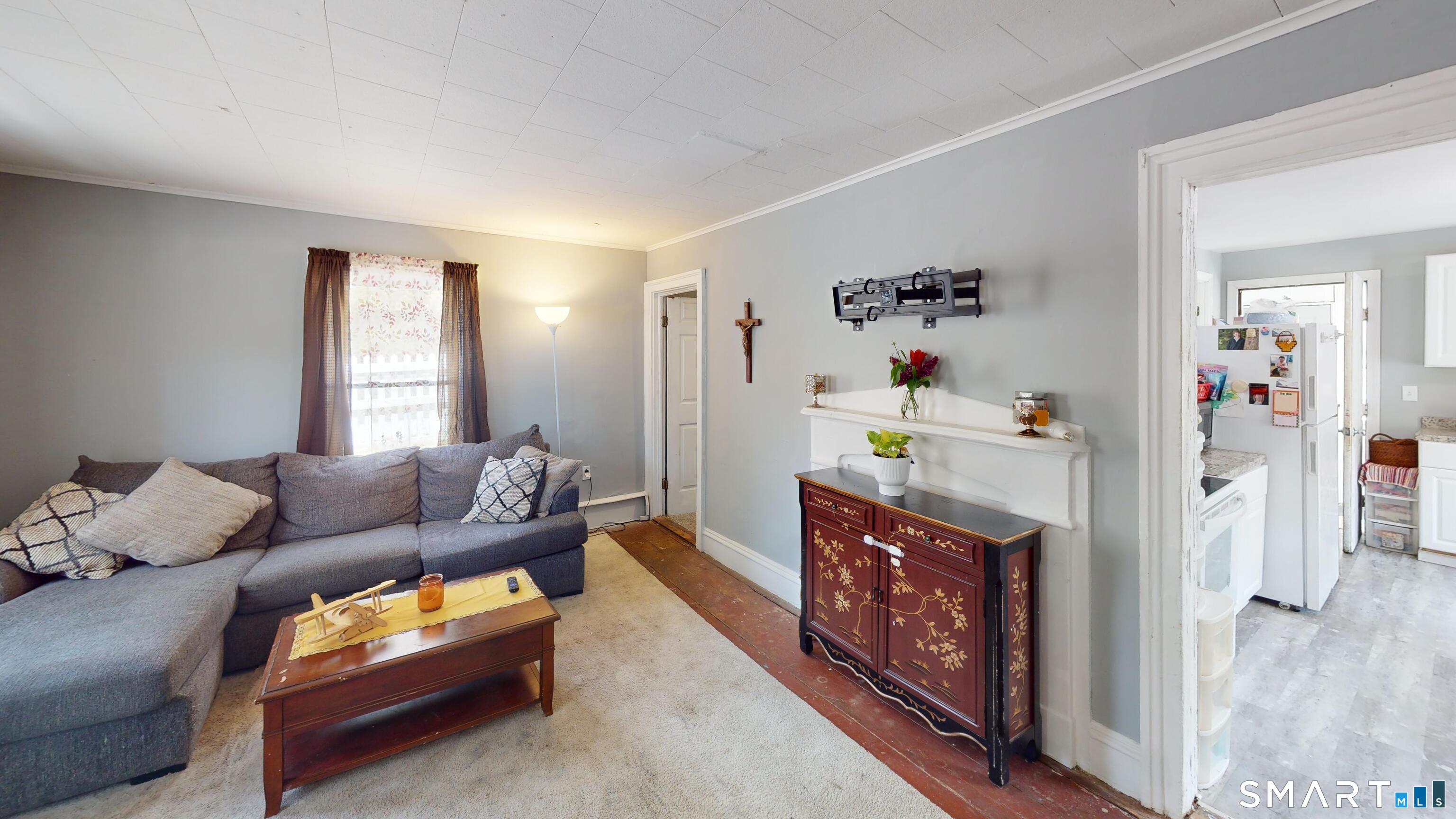 129 Walnut Street photo 16