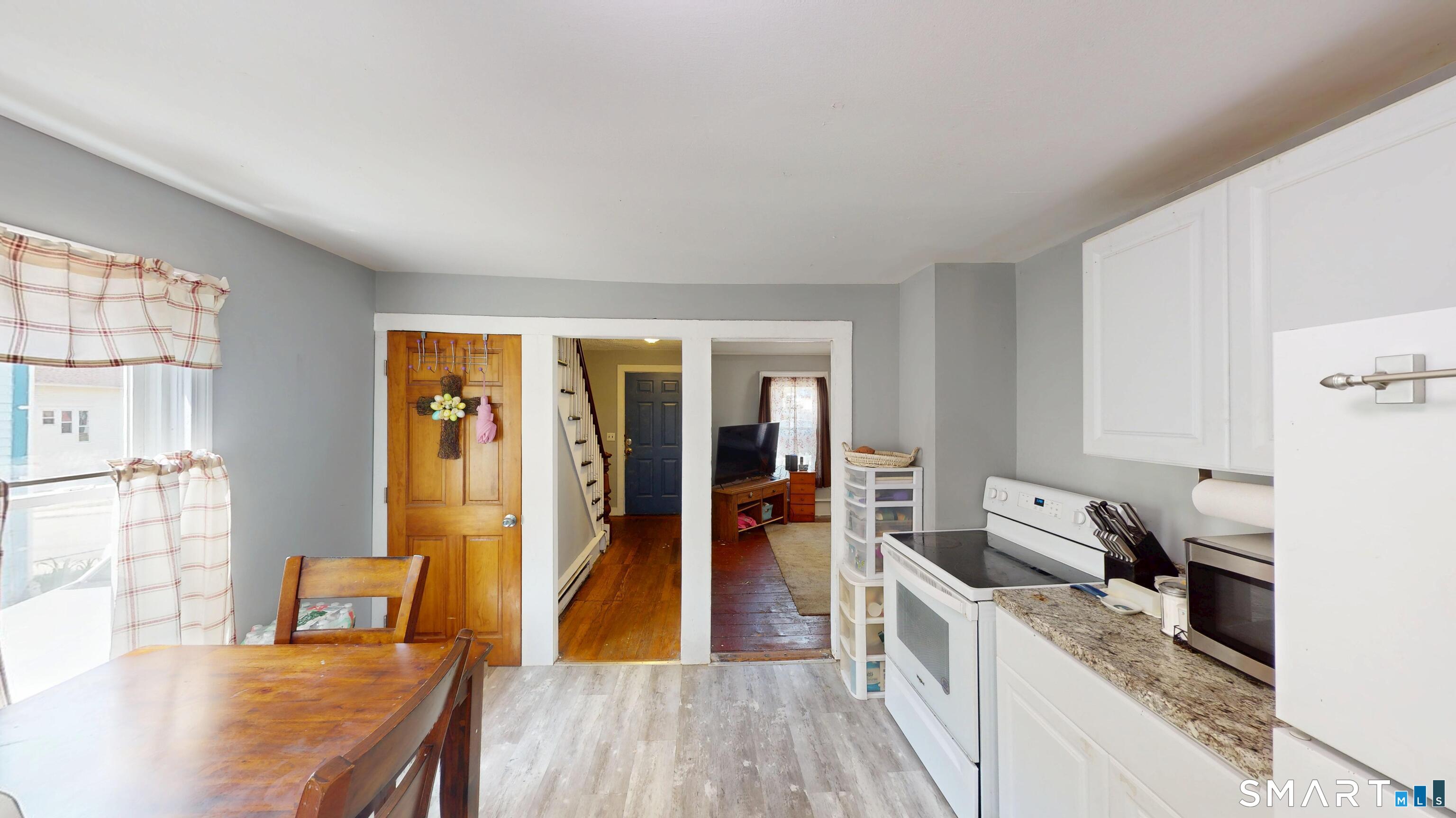 129 Walnut Street photo 17