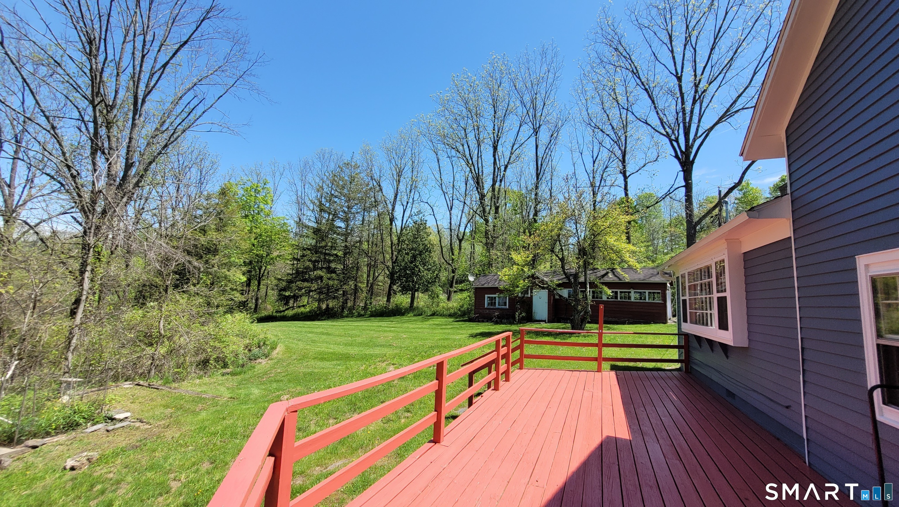 92 Amenia Road photo 27