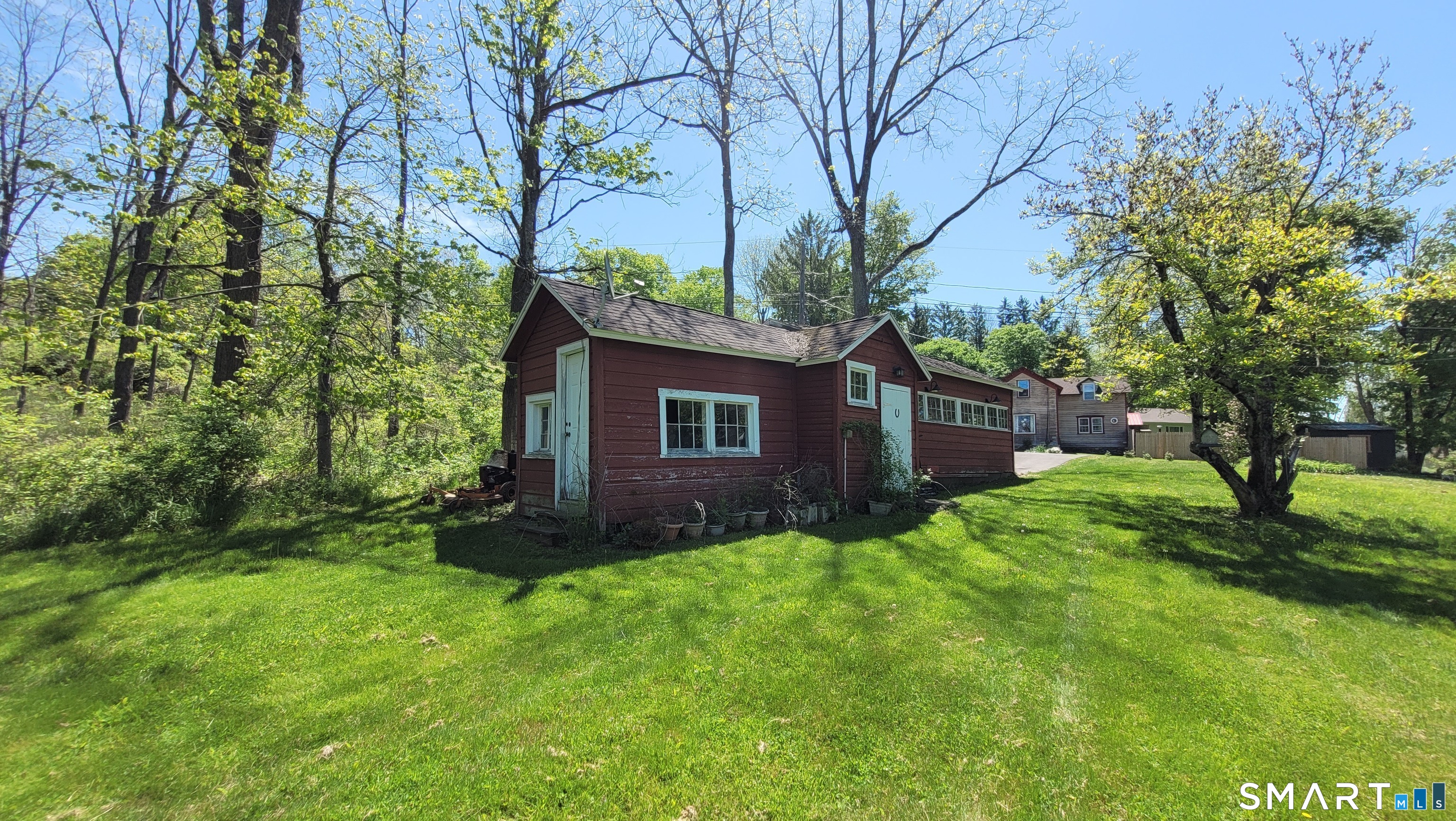 92 Amenia Road photo 26