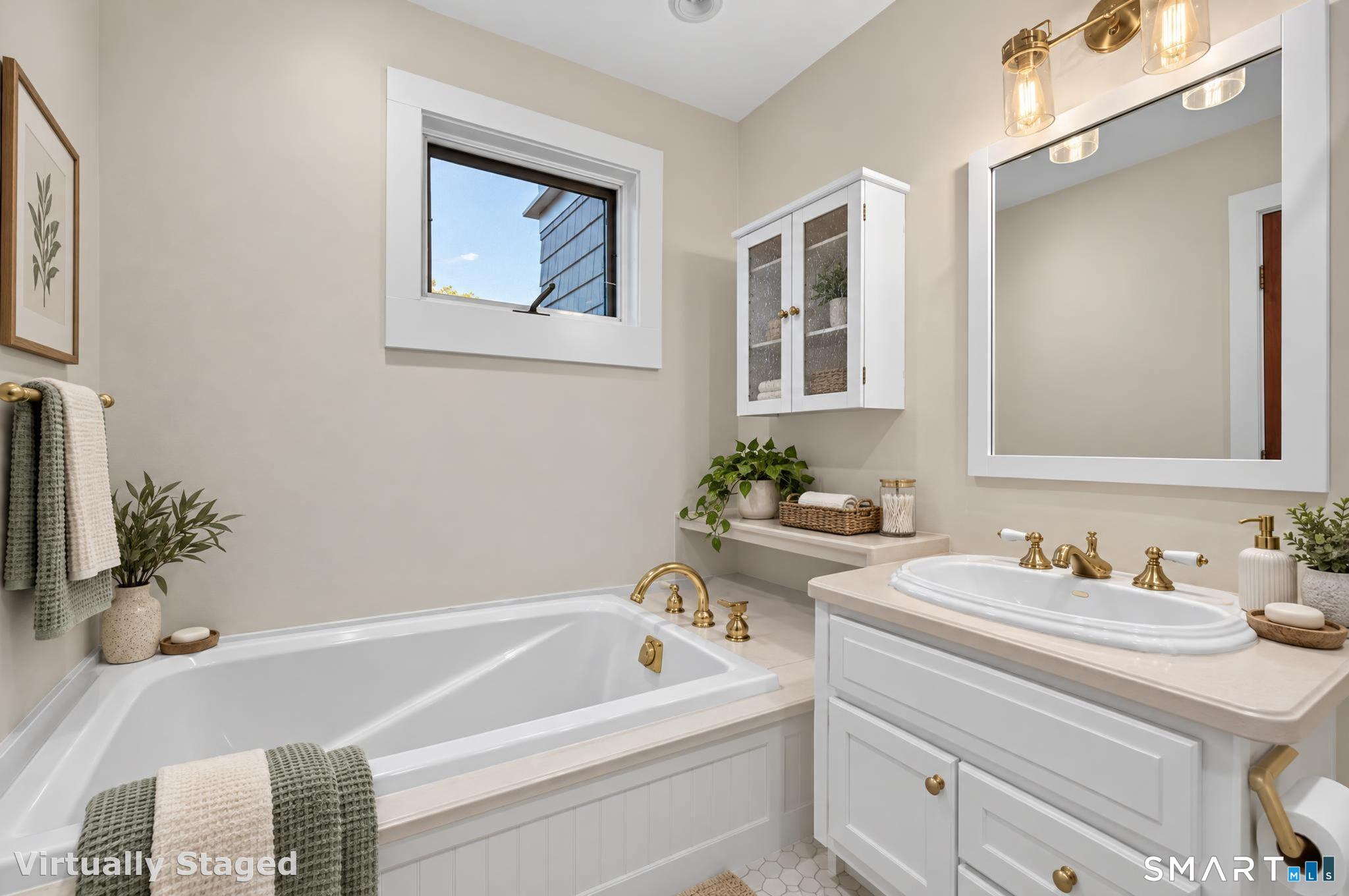 48 Sound Breeze Avenue photo 15