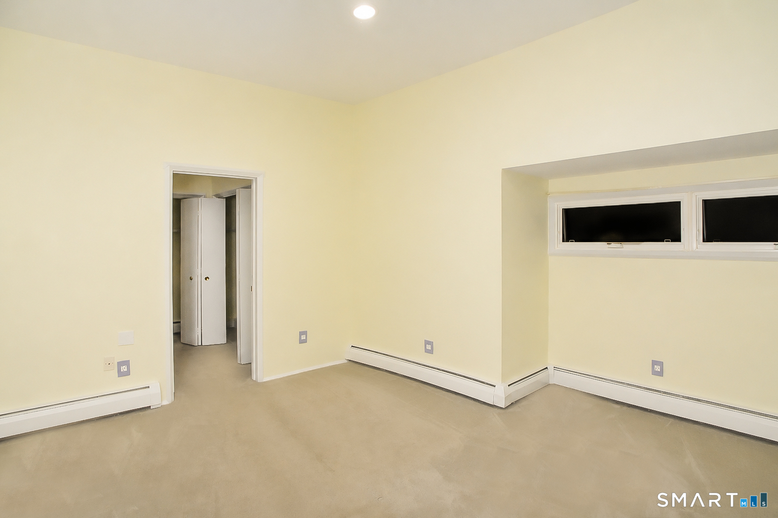 1 Talcott Glen Unit ## D photo 16