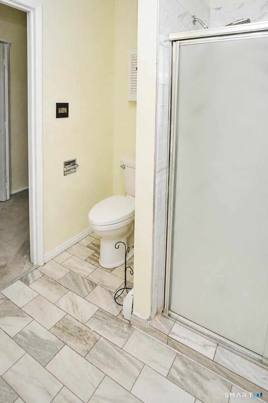 1 Talcott Glen Unit ## D photo 20