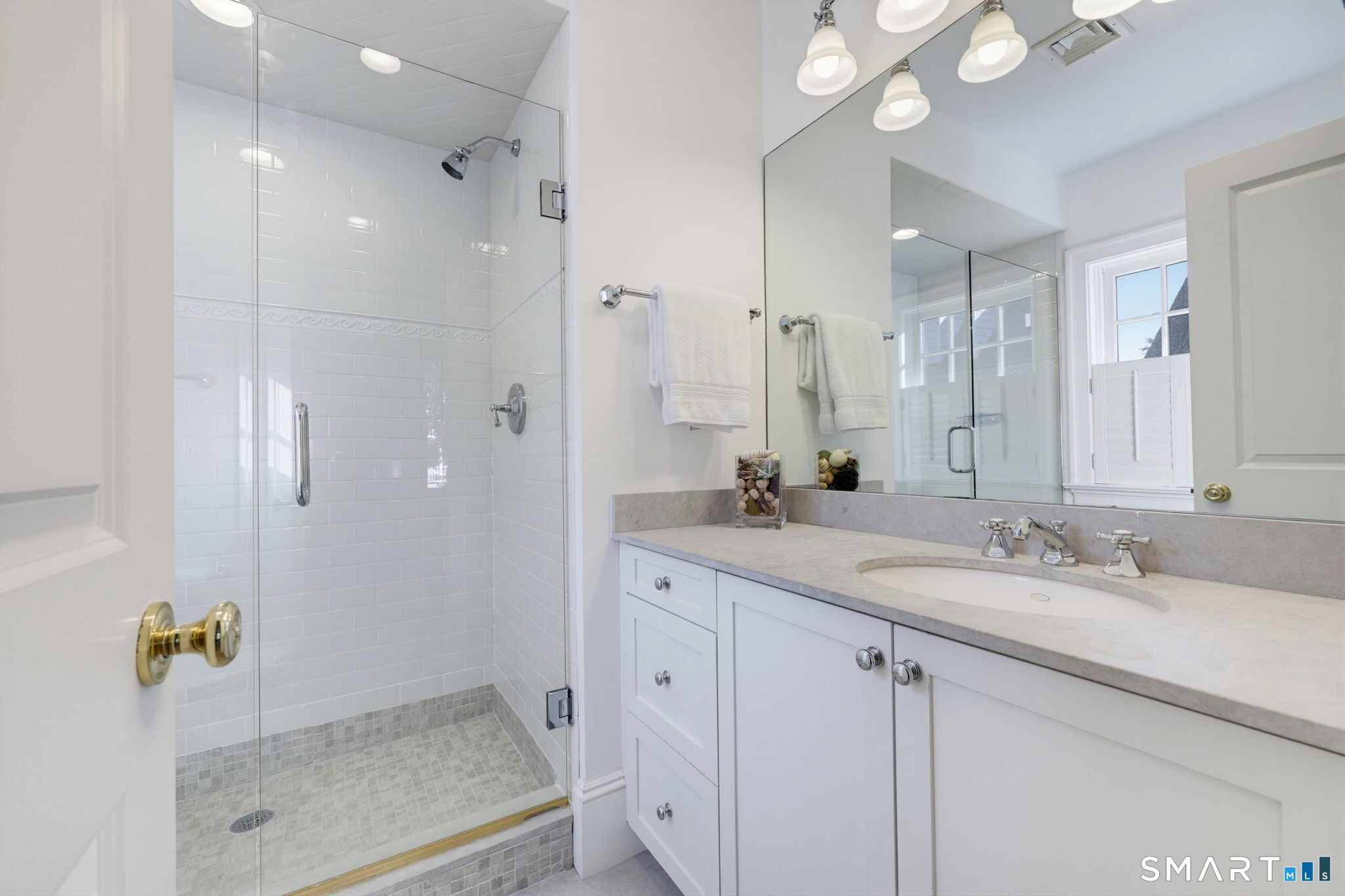14 Westmere Avenue photo 31