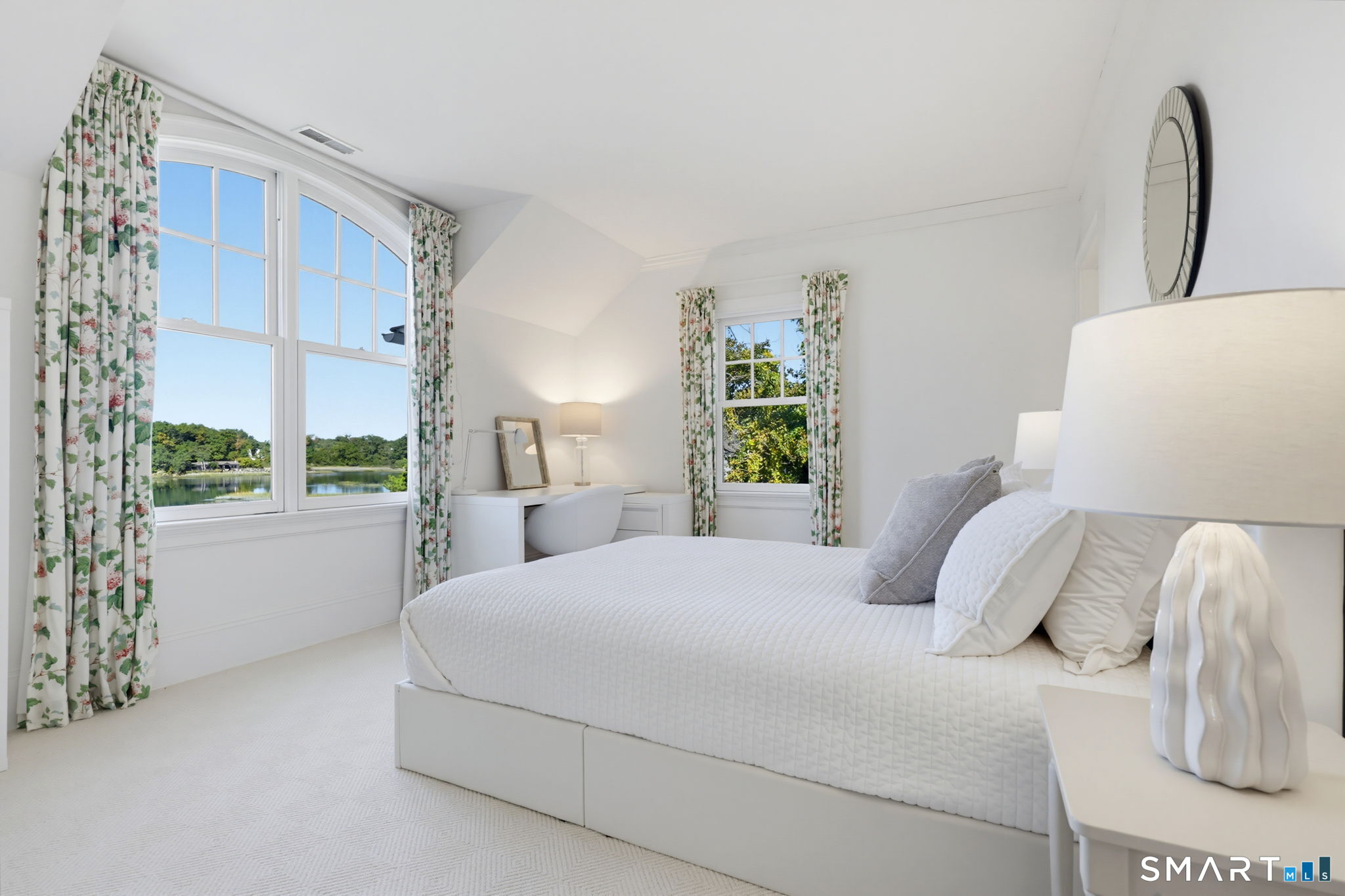 14 Westmere Avenue photo 32