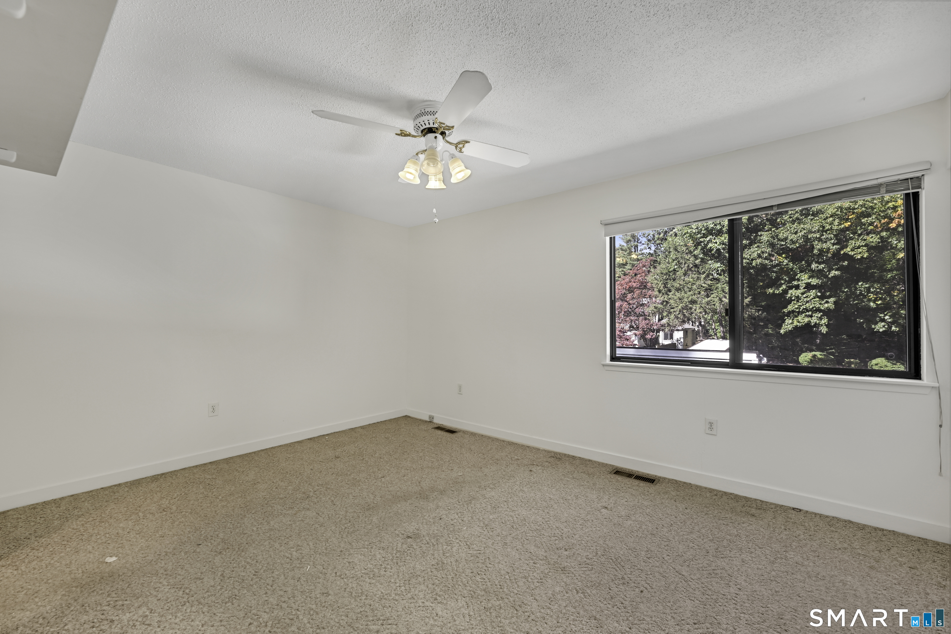 62 Farmington Chase Crescent photo 20