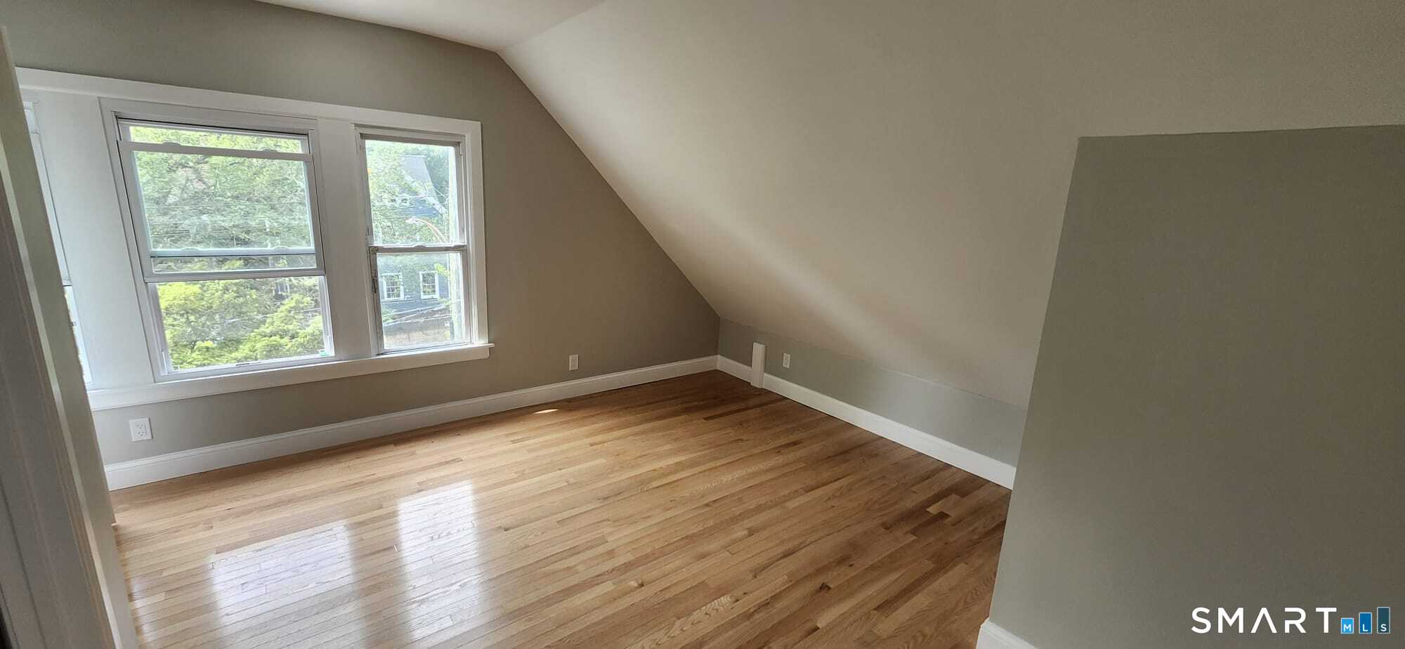 413 Winthrop Avenue photo 12