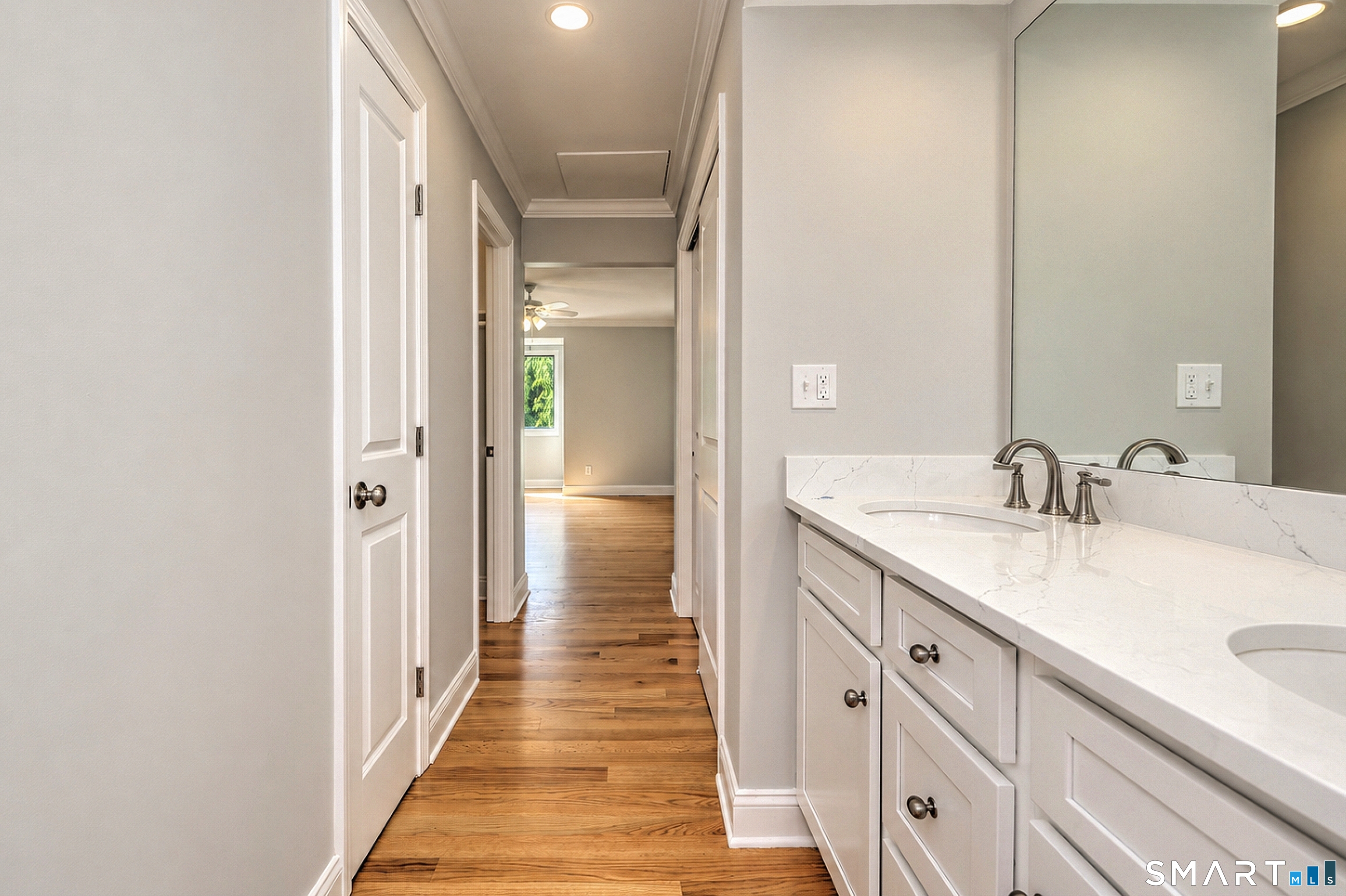55 Blackhawk, Unit B photo 23