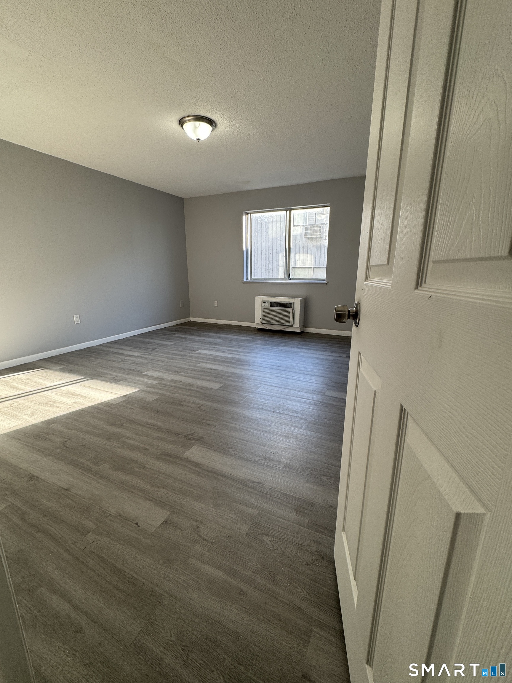 1492 North Avenue Unit #102 photo 14