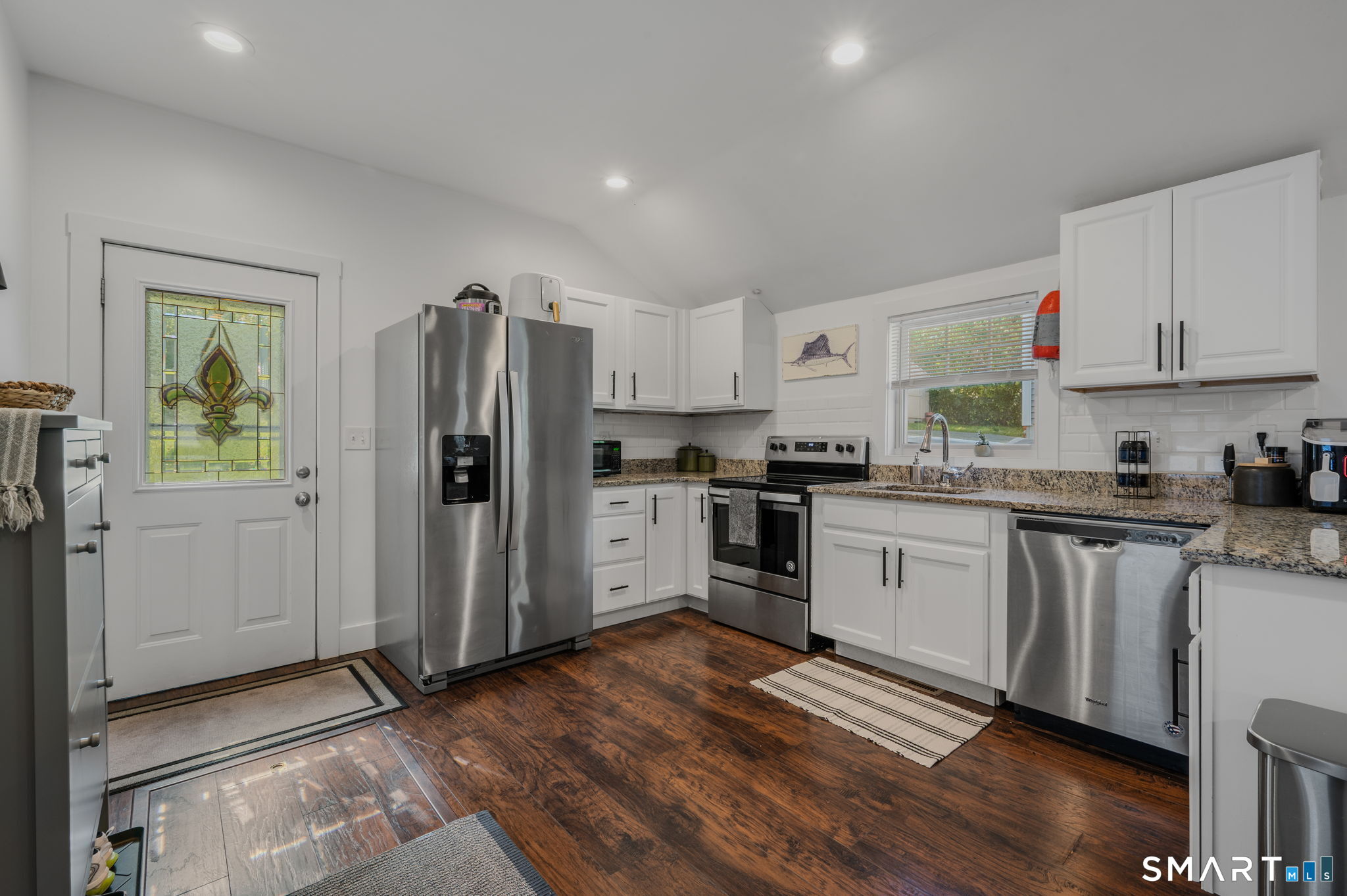95 Joe Avenue photo 18