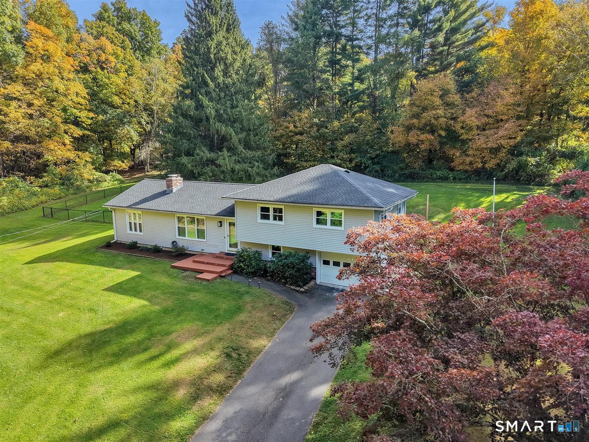 961 Middlebury Road photo 32