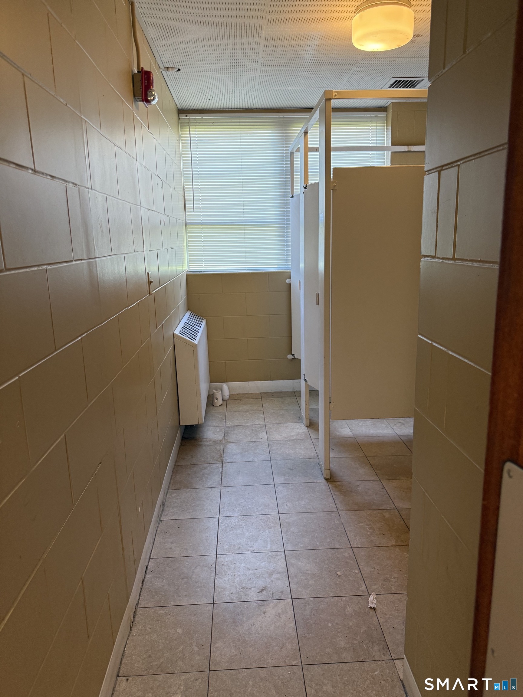 Foto 7 de Local comercial en venta en Soundview Avenue, Stamford, CT — $1,300,000