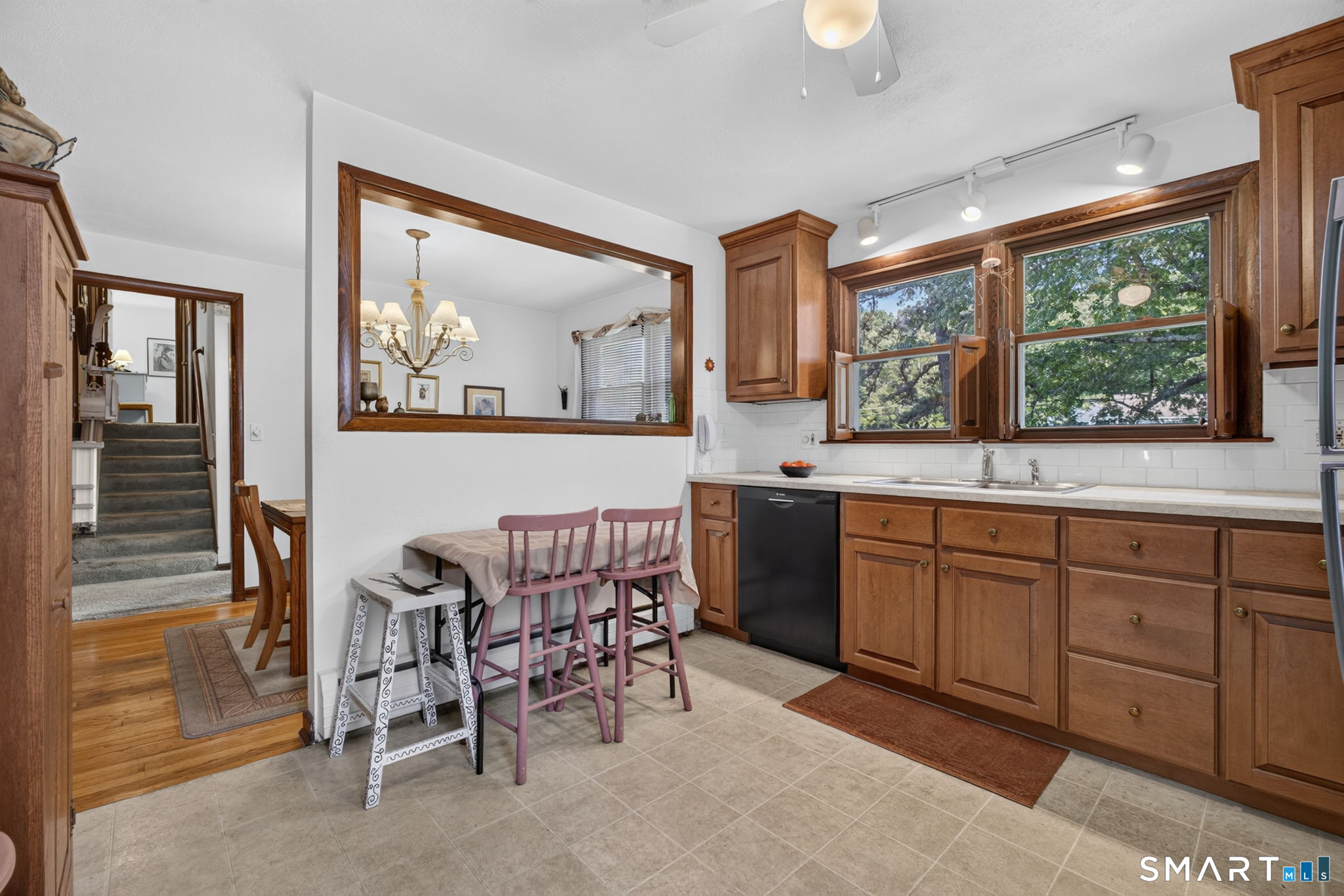 1515 Manchester Road photo 17