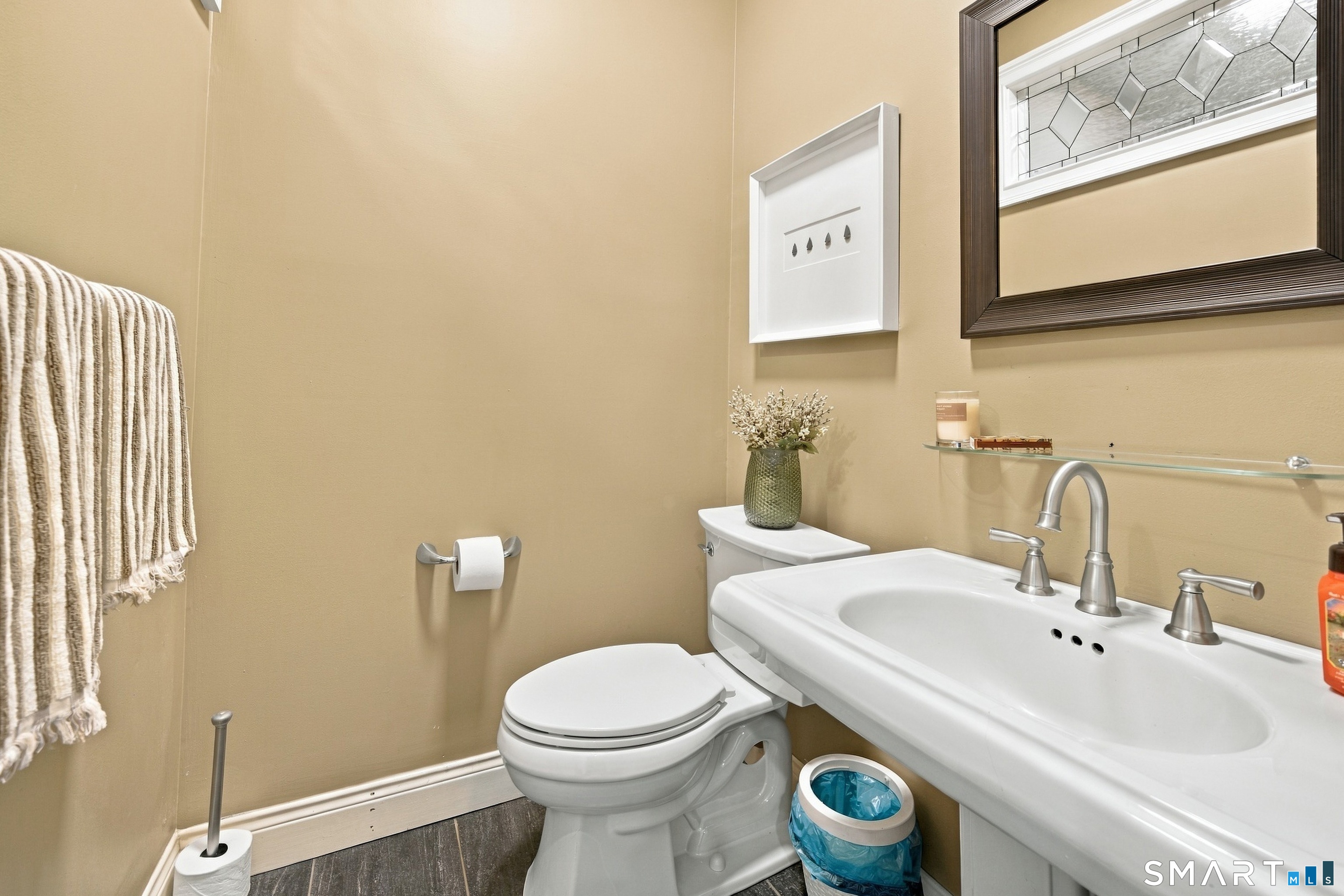 100 Robin Drive photo 22