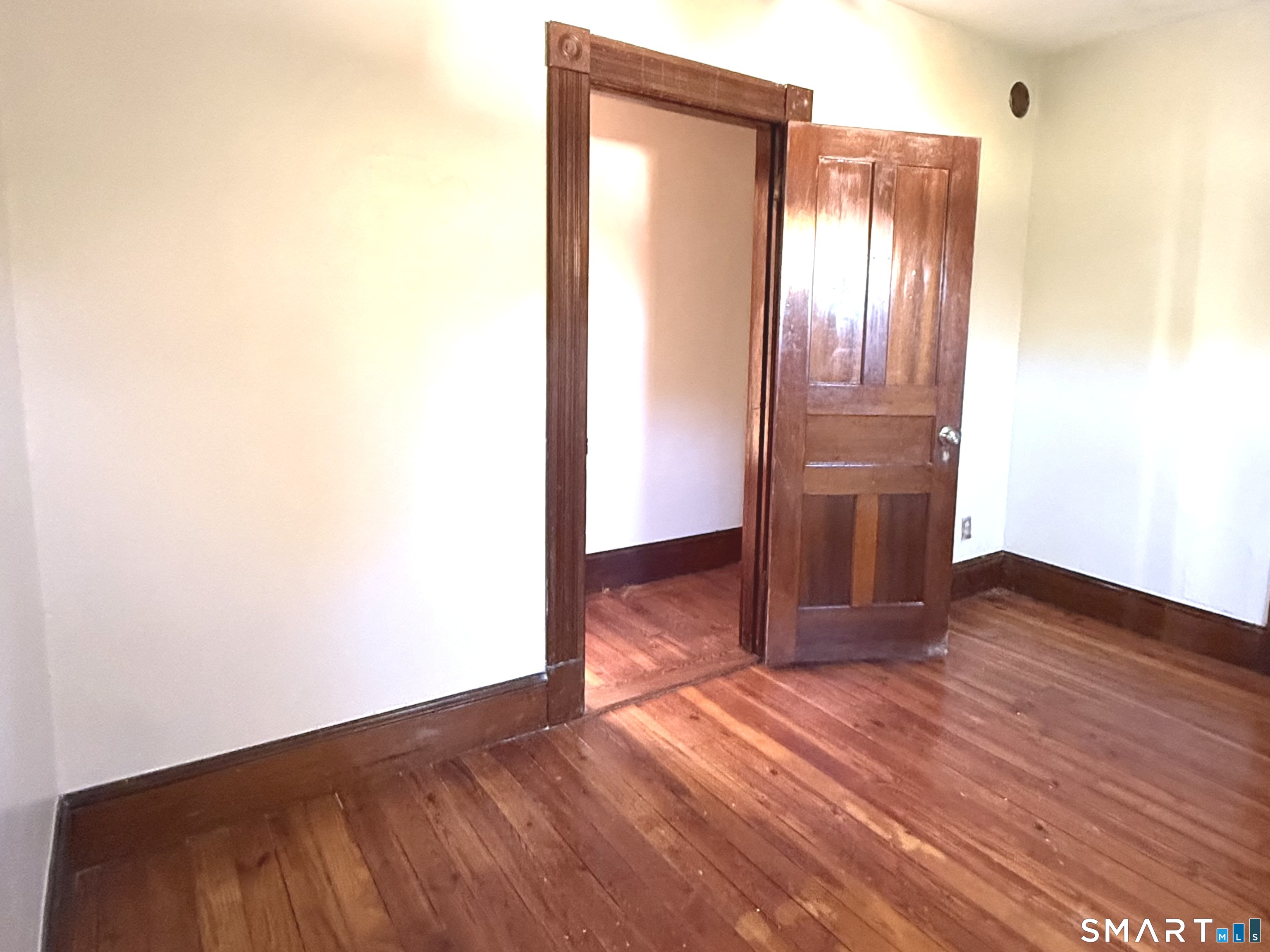 185 Curtis Street photo 14